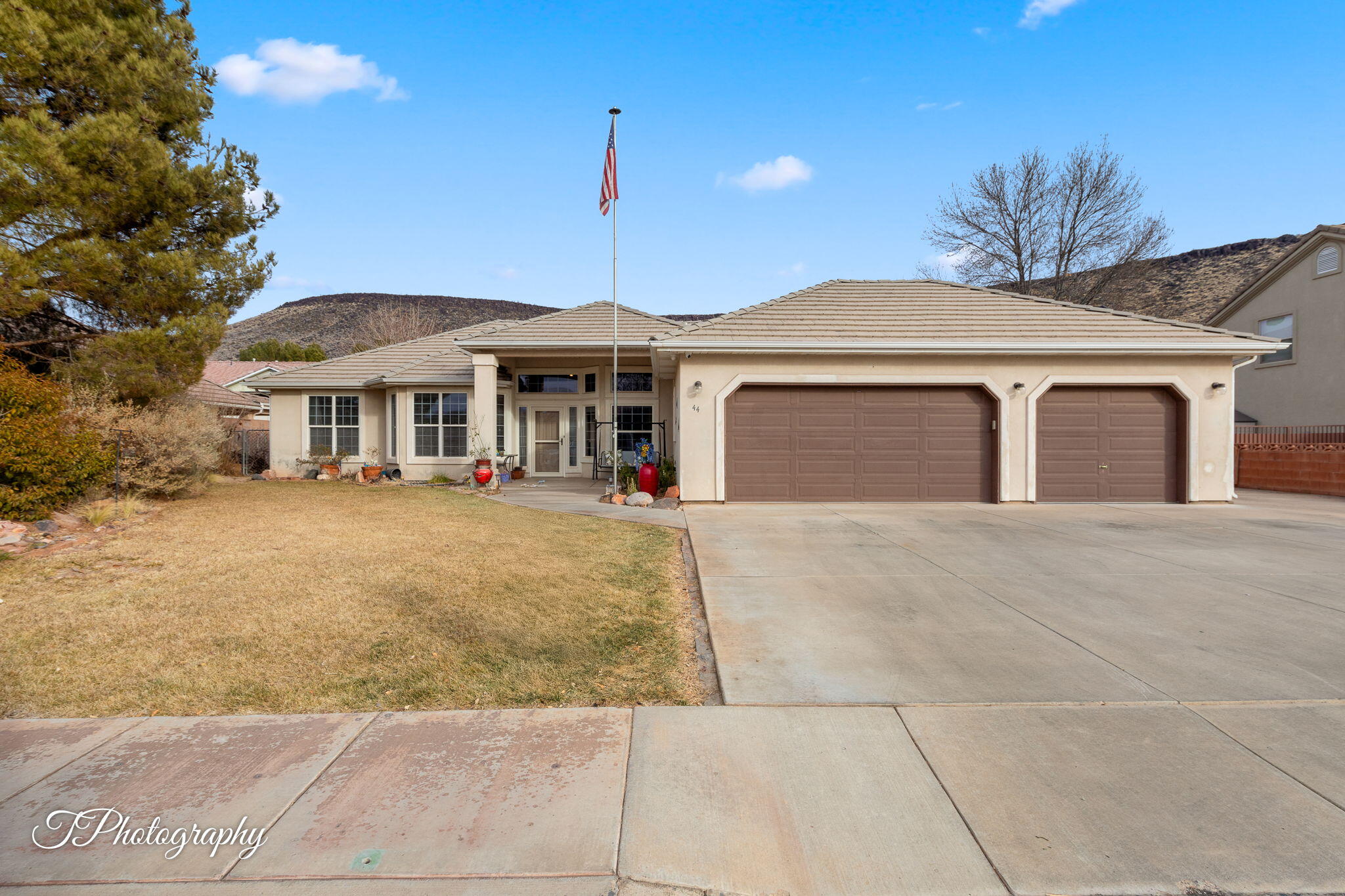 Beautiful home in a quiet subdivision. This home features plenty of storage with a 3 car garage and 3 garden sheds, large master bedroom/bathroom, laundry room with sink. The den can be used as a 5th bedroom. Solar was added to this home. Mature landscaping don't miss seeing this one. Seller is giving $3400 towards new countertops for kitchen.