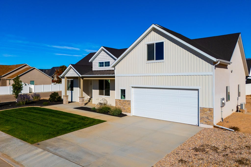 Photo of 1286 N 3625 W CIR, Cedar City, UT 84721 (MLS # 26-276869)