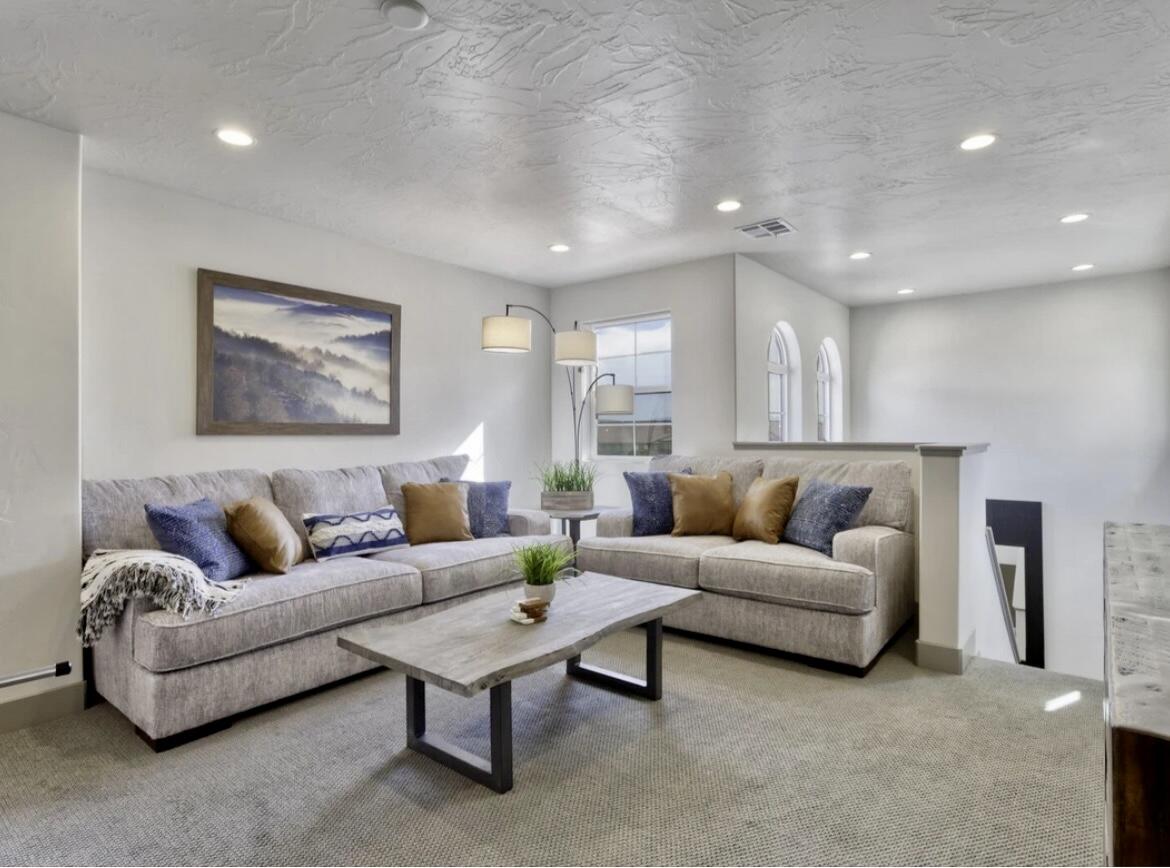 ESCONDIDO AT SIENNA HILLS - Residential