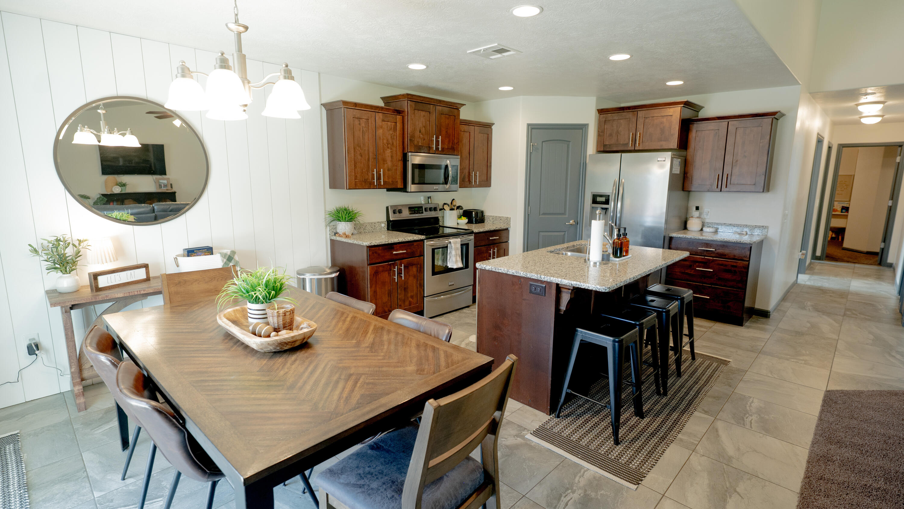 DIXIE SPRINGS - Residential