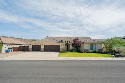Photo of 3425 W 2650 S, Hurricane, UT 84737 (MLS # 26-271677)