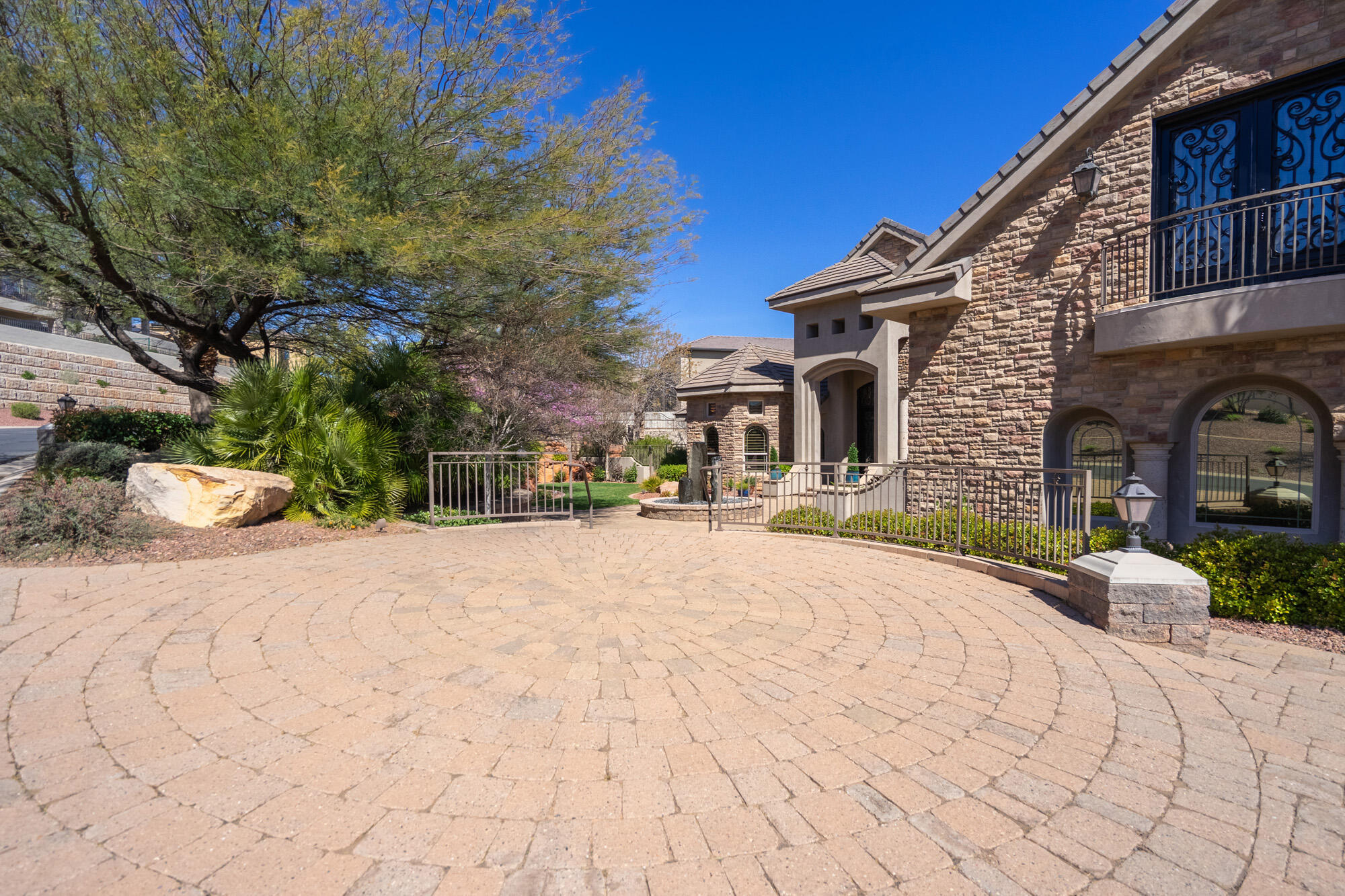 NORTHBRIDGE ESTATES - Residential