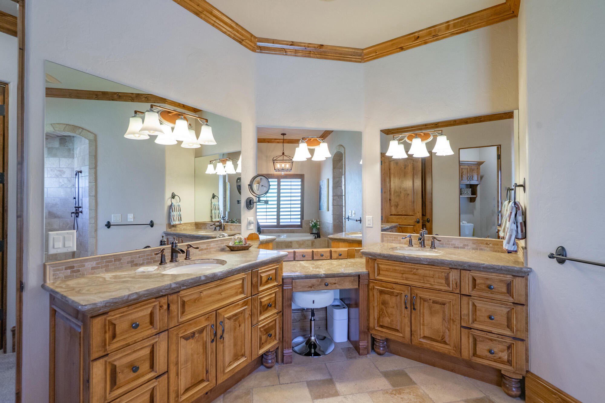 NORTHBRIDGE ESTATES - Residential