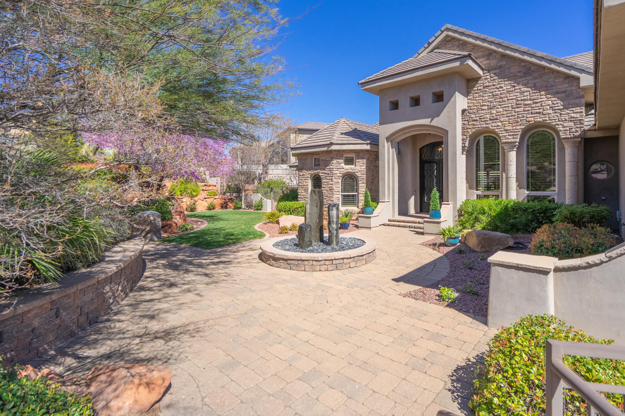 NORTHBRIDGE ESTATES - Residential