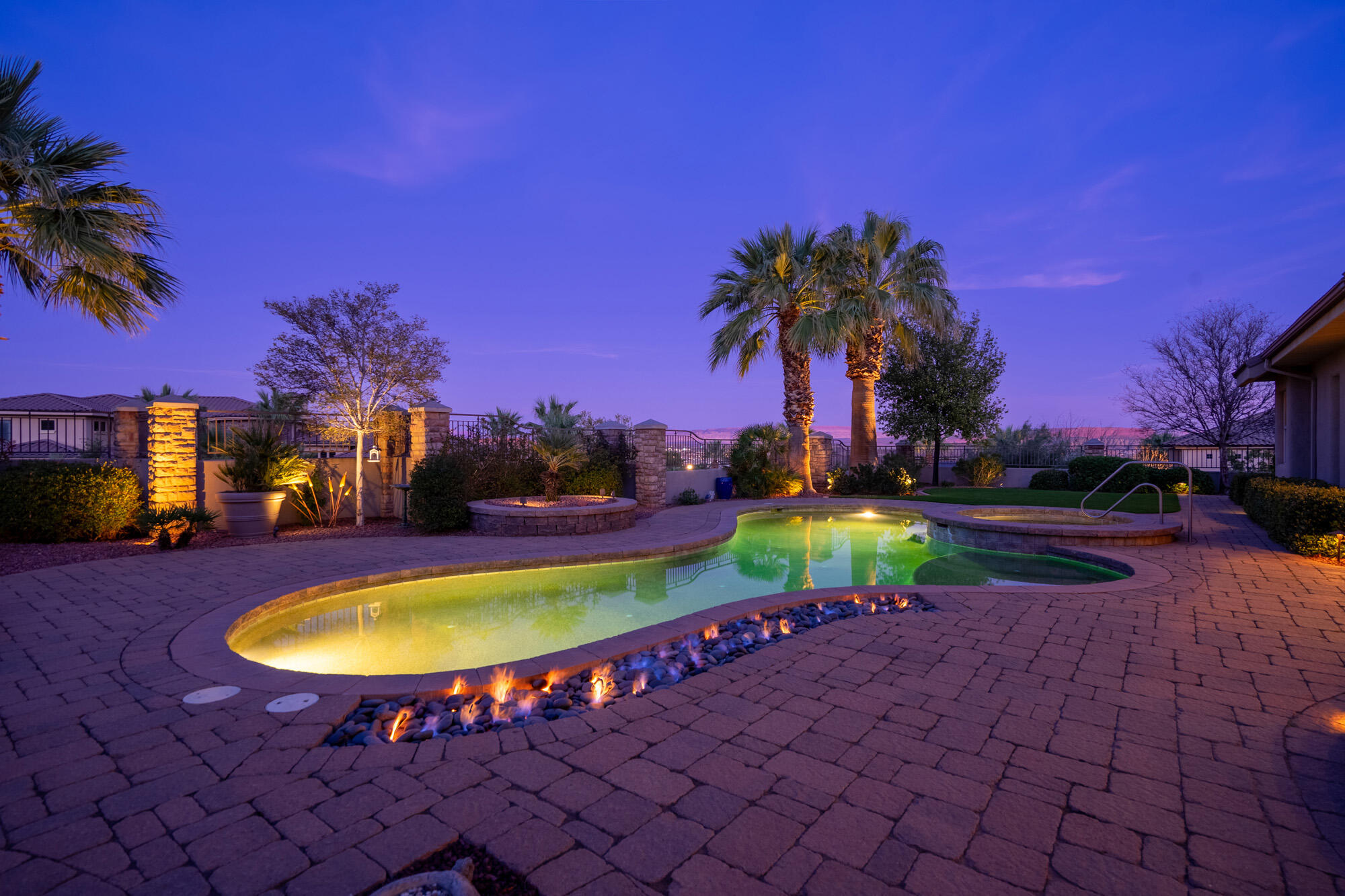 NORTHBRIDGE ESTATES - Residential