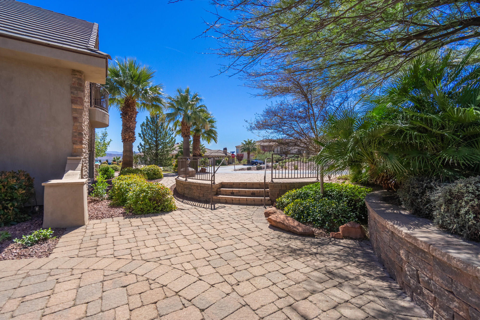 NORTHBRIDGE ESTATES - Residential