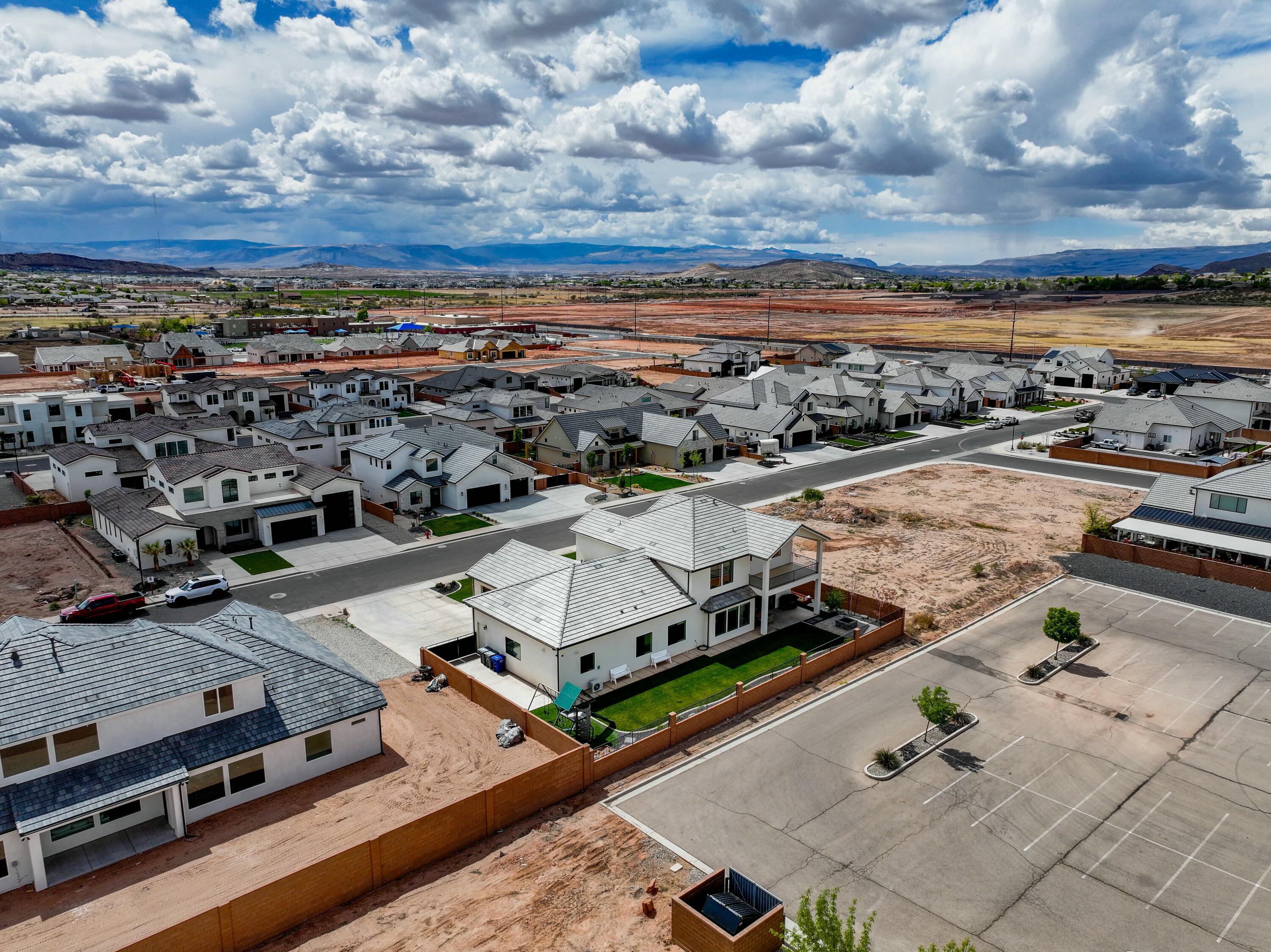 CRIMSON VISTAS - Residential