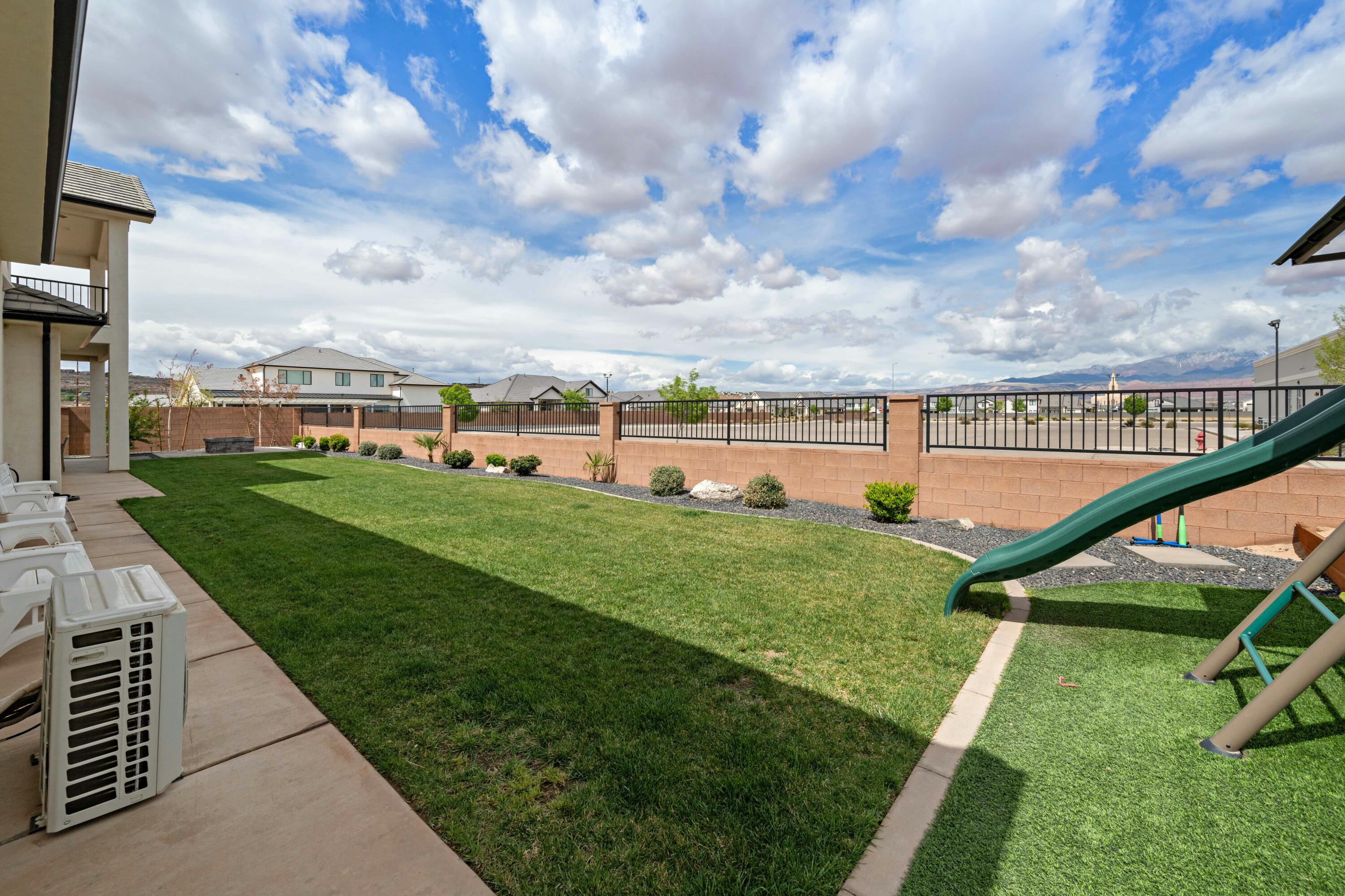 CRIMSON VISTAS - Residential