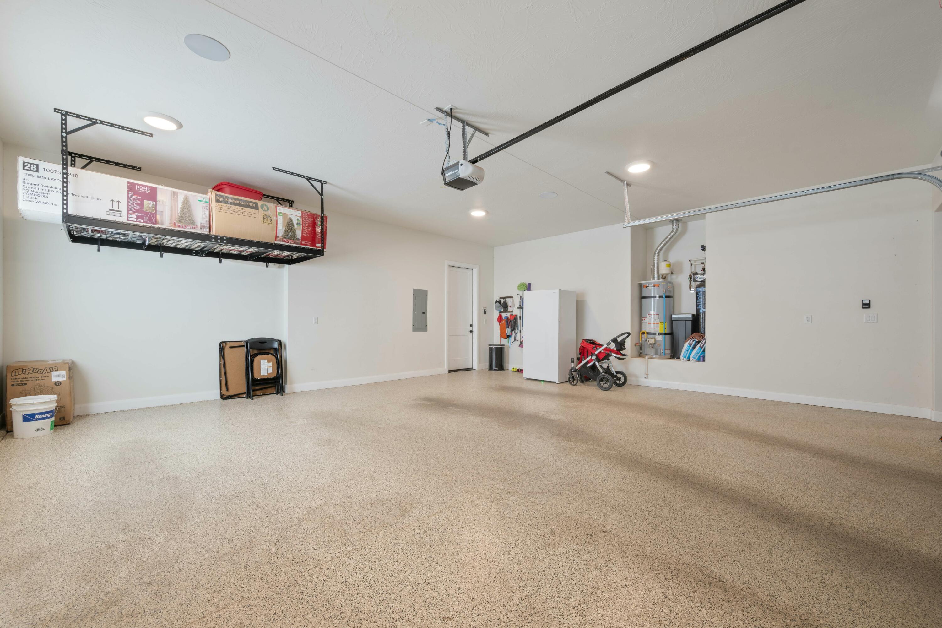 CRIMSON VISTAS - Residential