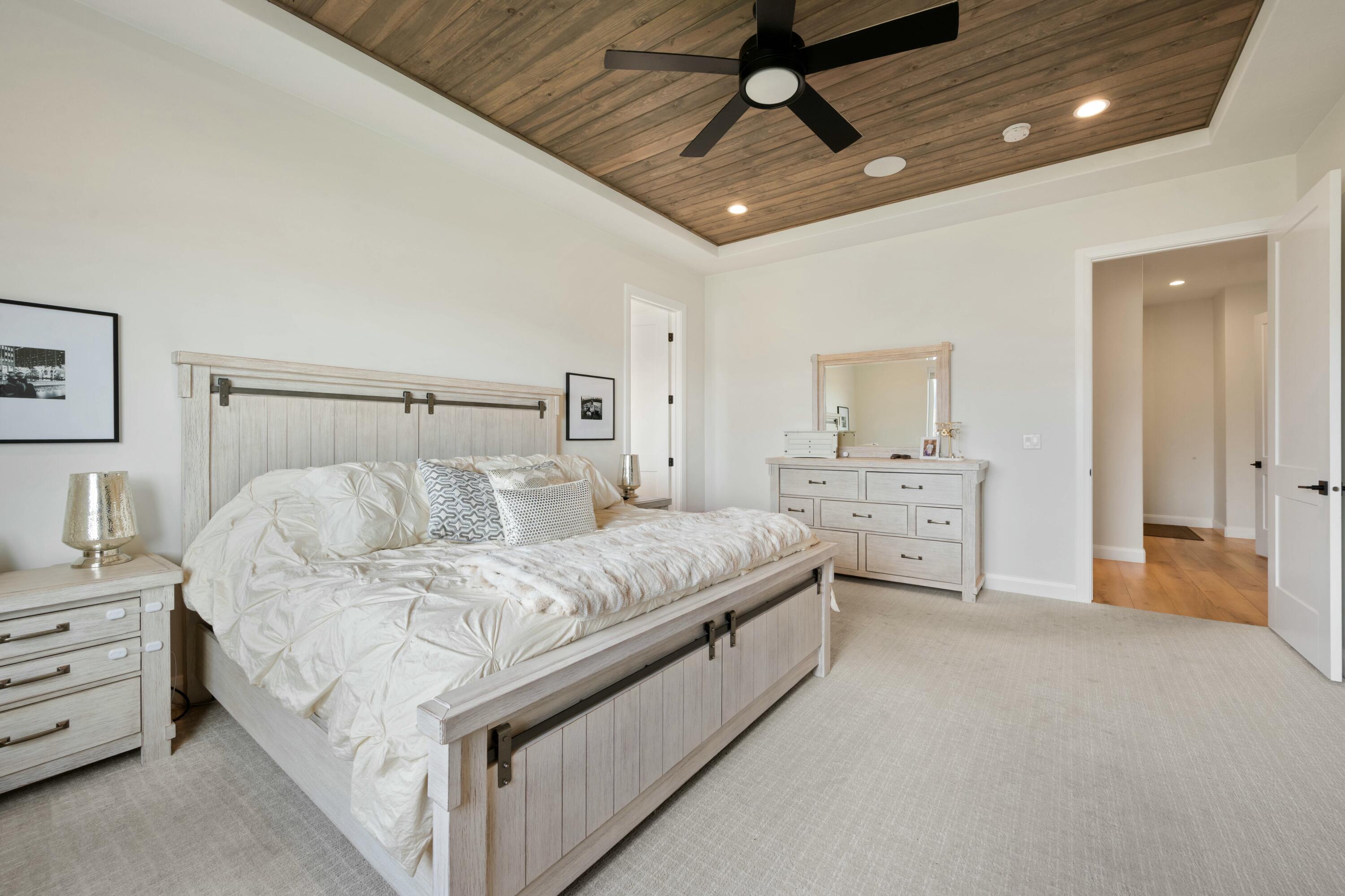 CRIMSON VISTAS - Residential