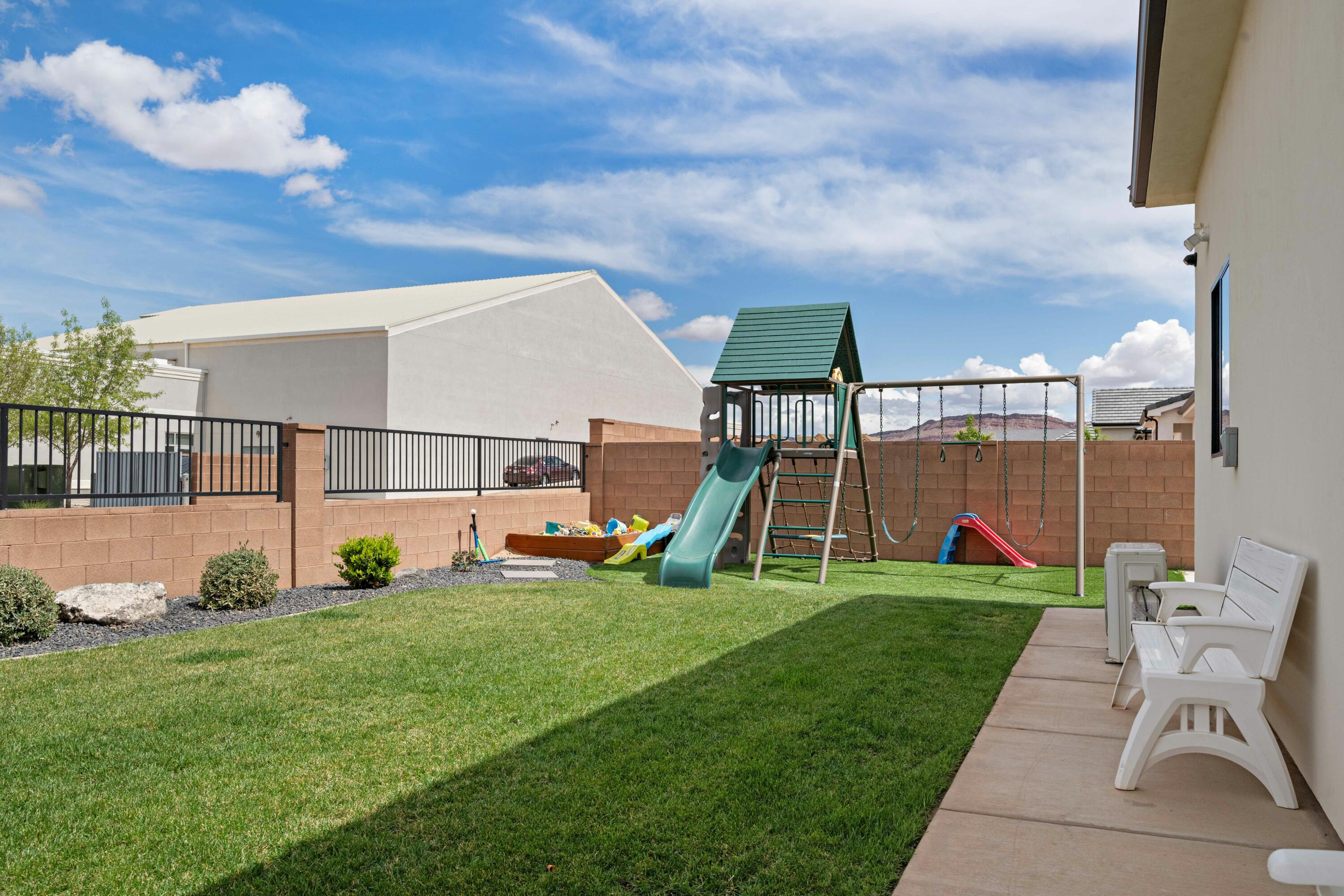 CRIMSON VISTAS - Residential