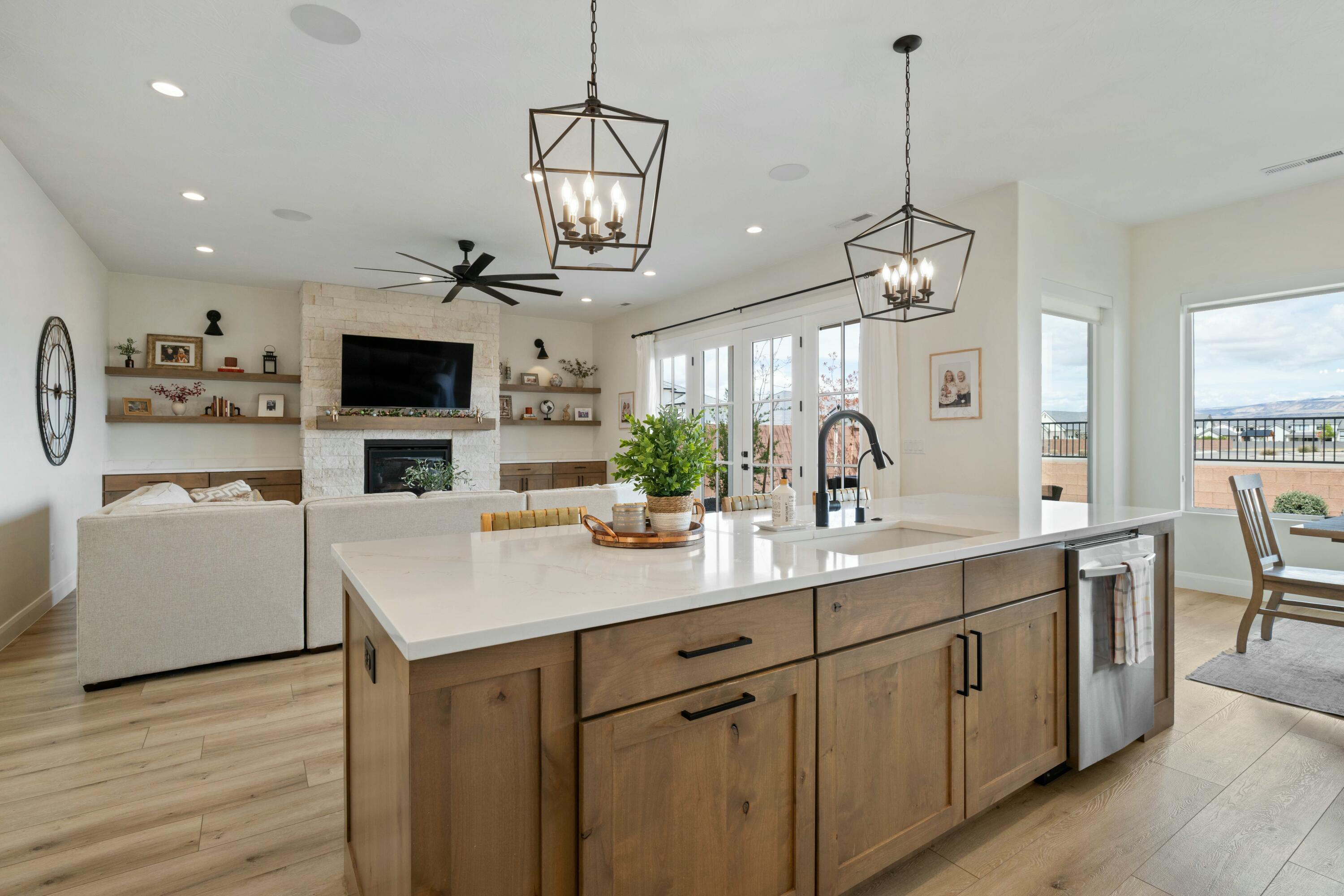 CRIMSON VISTAS - Residential