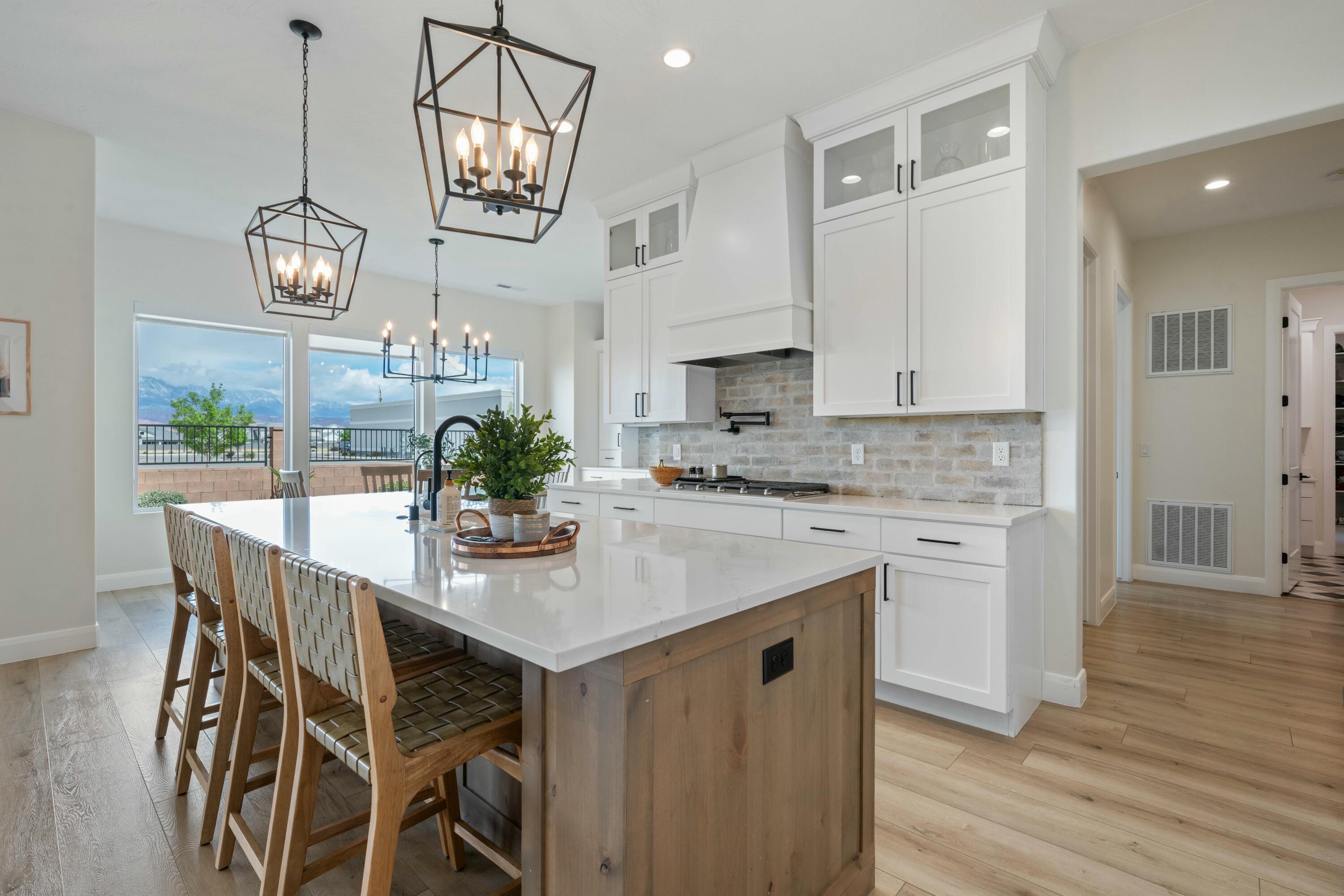 CRIMSON VISTAS - Residential