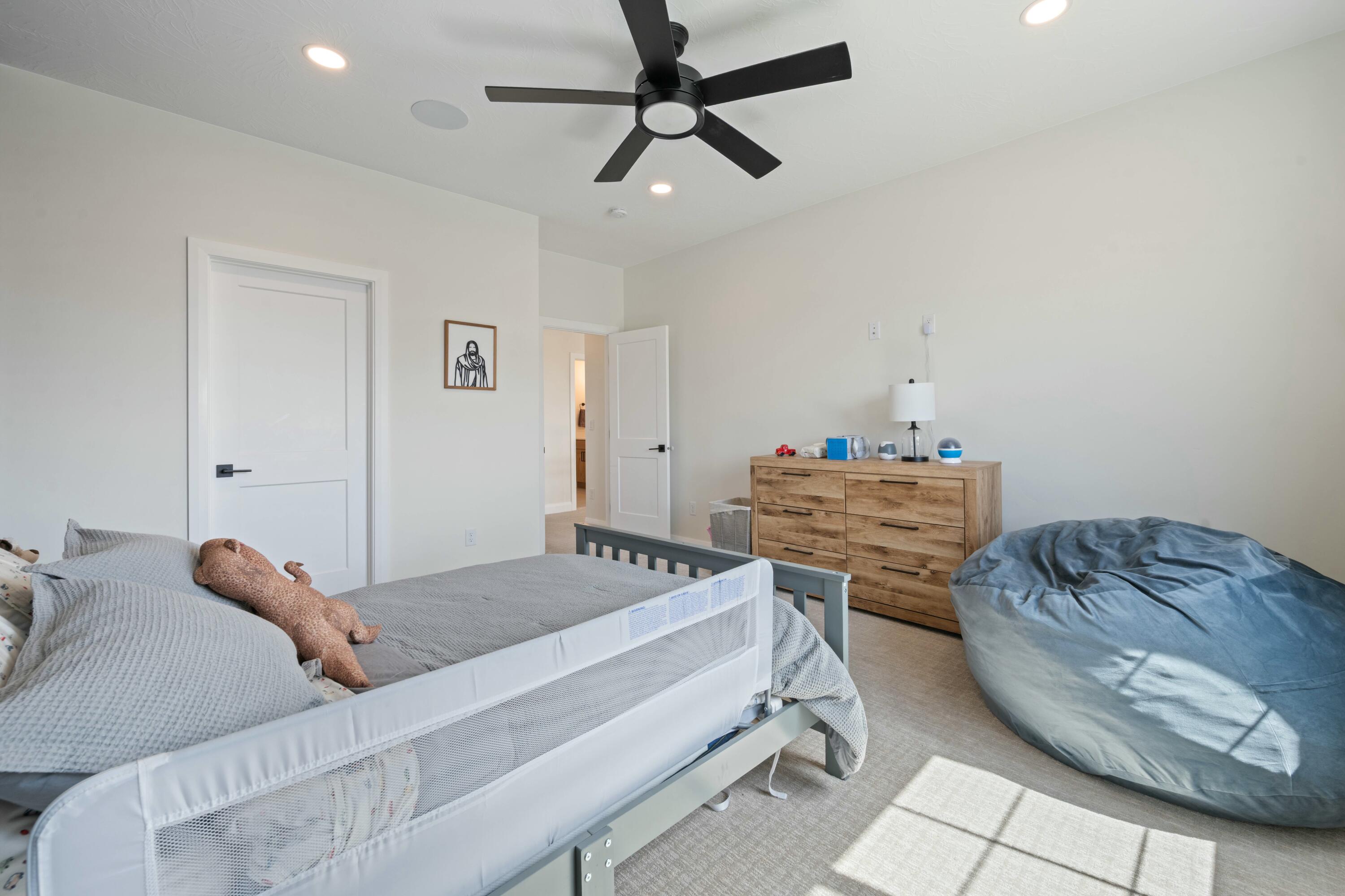 CRIMSON VISTAS - Residential