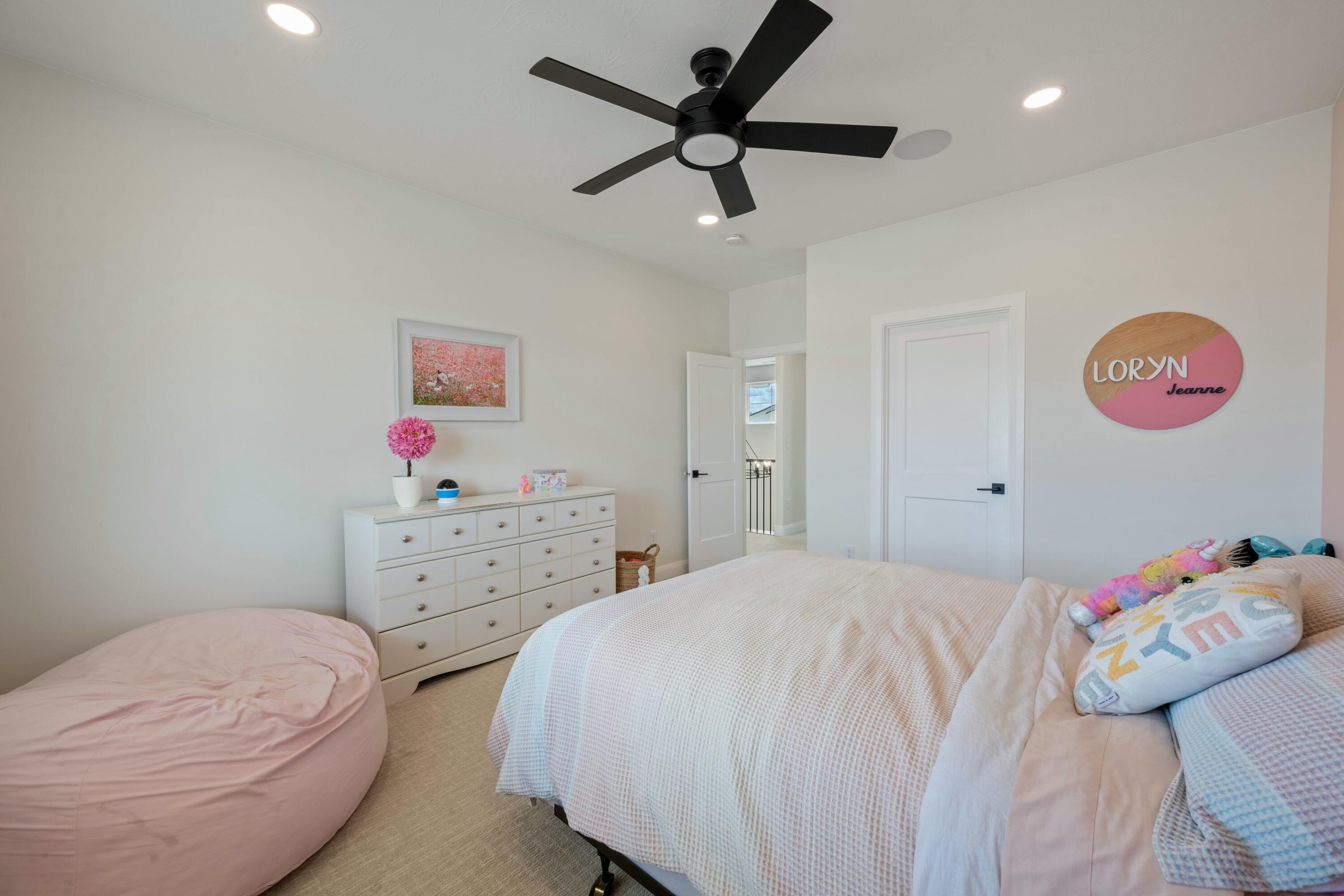 CRIMSON VISTAS - Residential