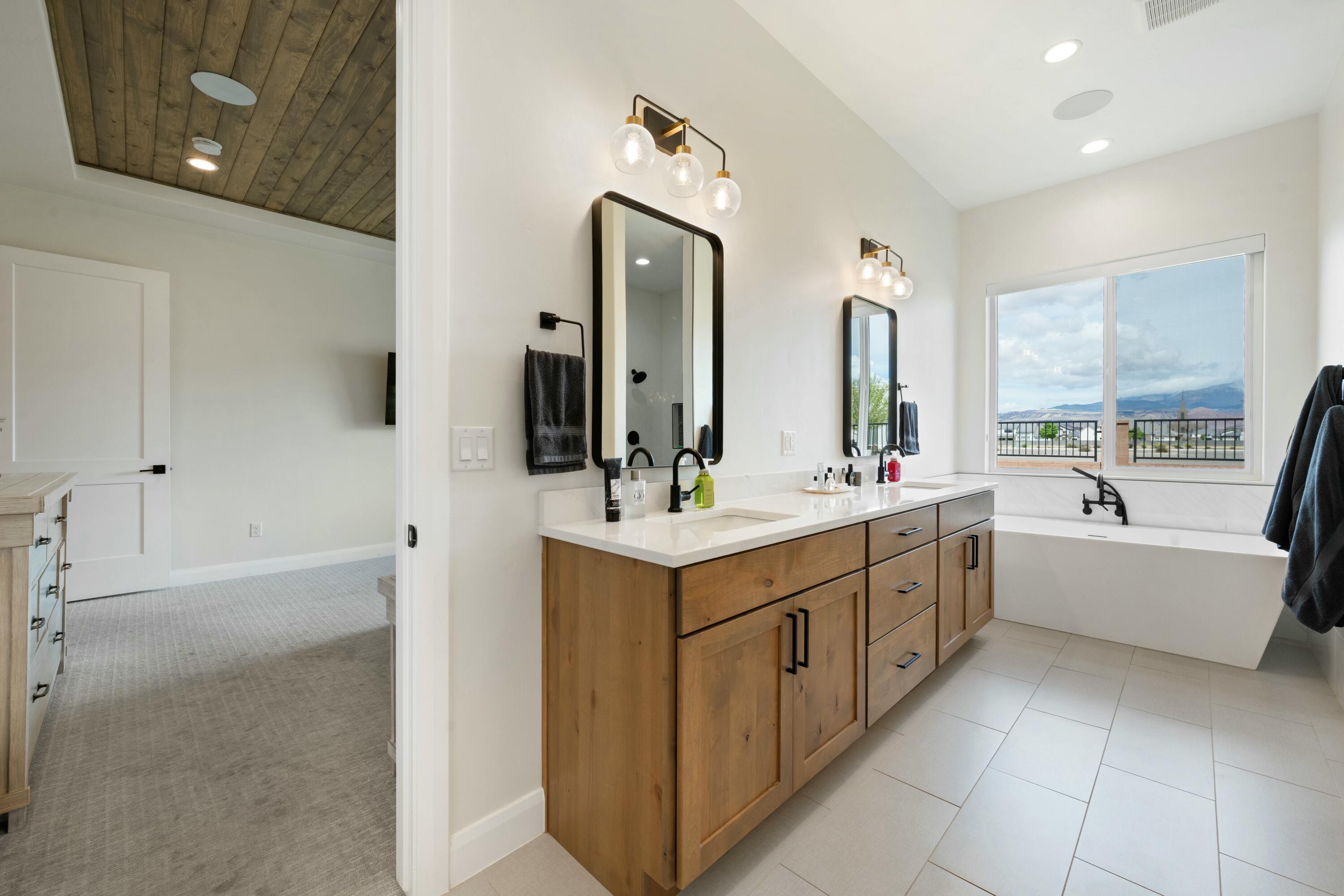 CRIMSON VISTAS - Residential