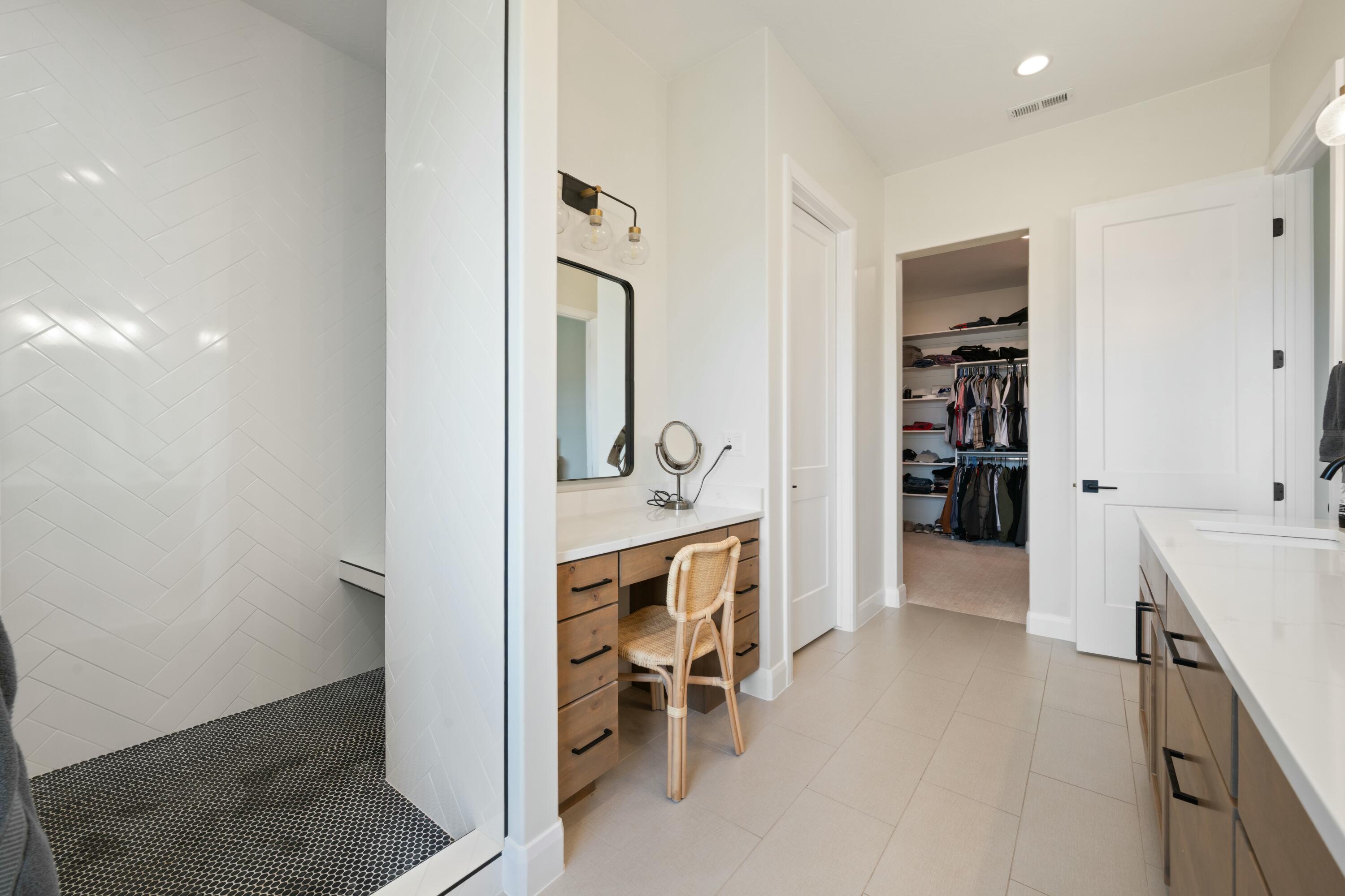 CRIMSON VISTAS - Residential