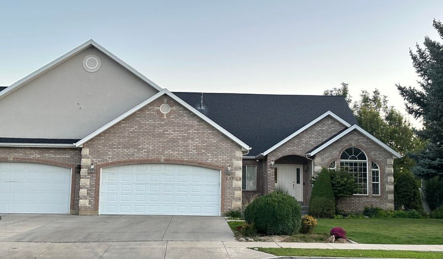 Sturdy, well built, Twin Home with large family room. Basement. Huge basement storage. Large open family room in the basement. Located in a mature neighborhood one street down from the Murdock Trail. Large neighborhood park and close to Deerfield Elementary School. Lone Peak High School is 1/2 a mile up the road. Home is centrally located near grocery stores, Gas stations, Hospital and many fast food restaurants. Agent is related to the seller.