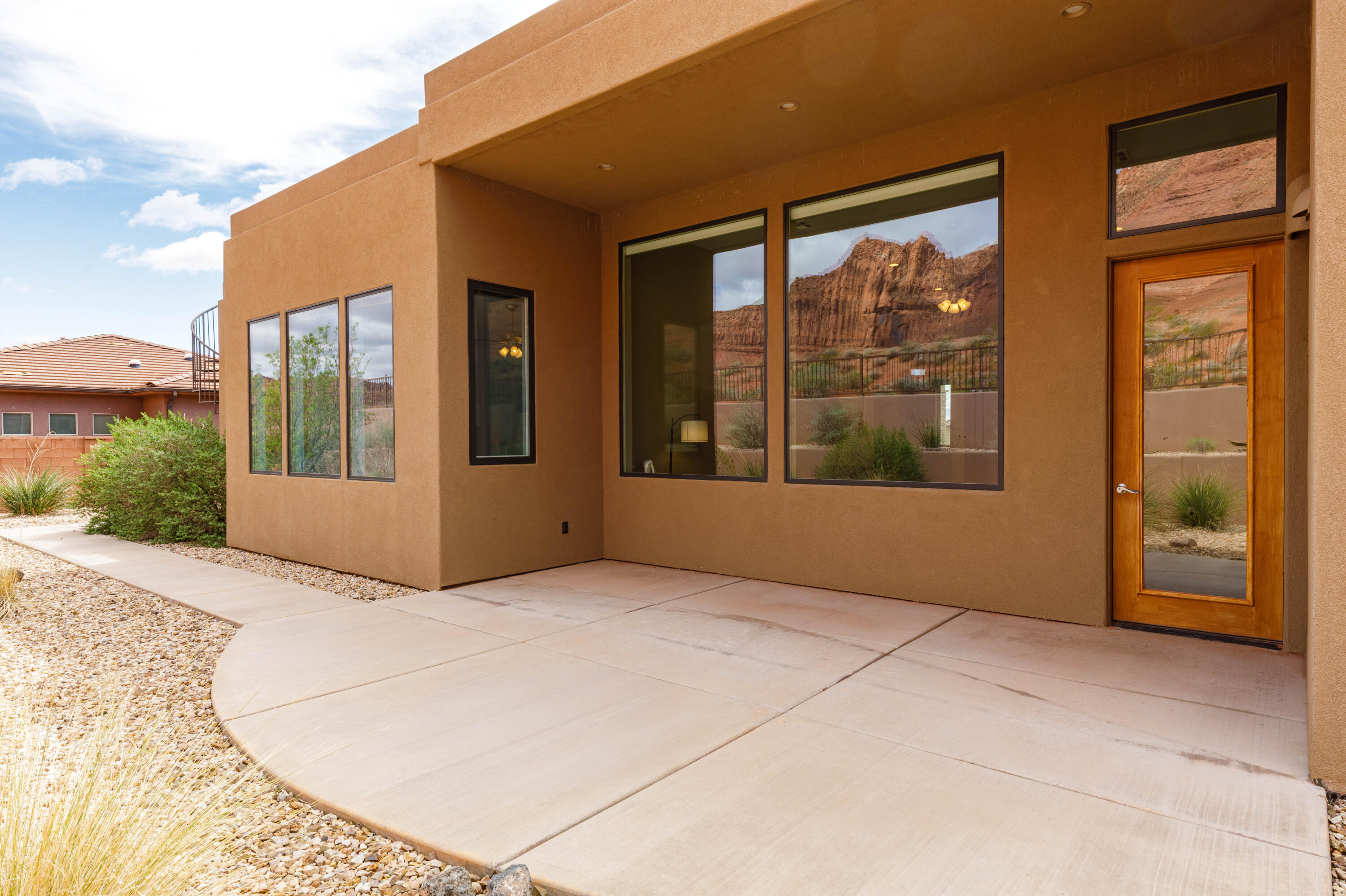 RED MOUNTAIN ESTATES - Residential