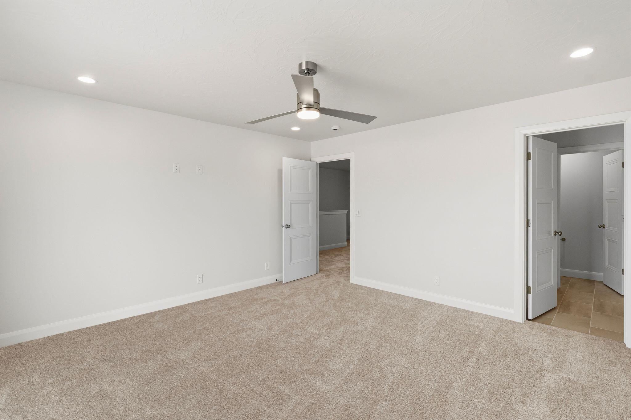 DESERT RIDGE ESTATES - Residential