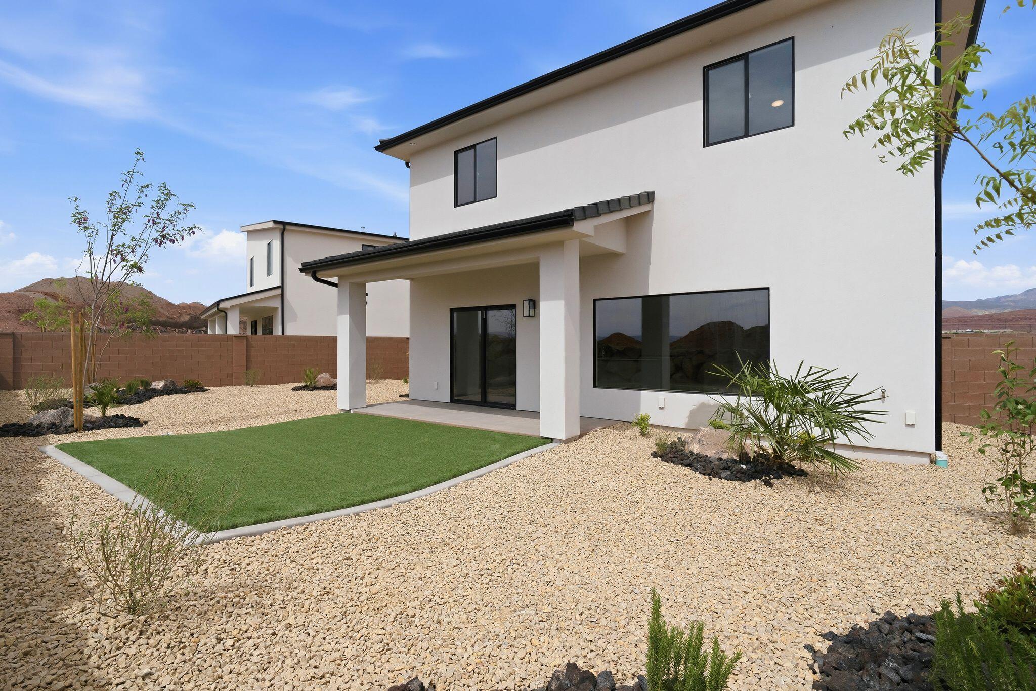 DESERT RIDGE ESTATES - Residential