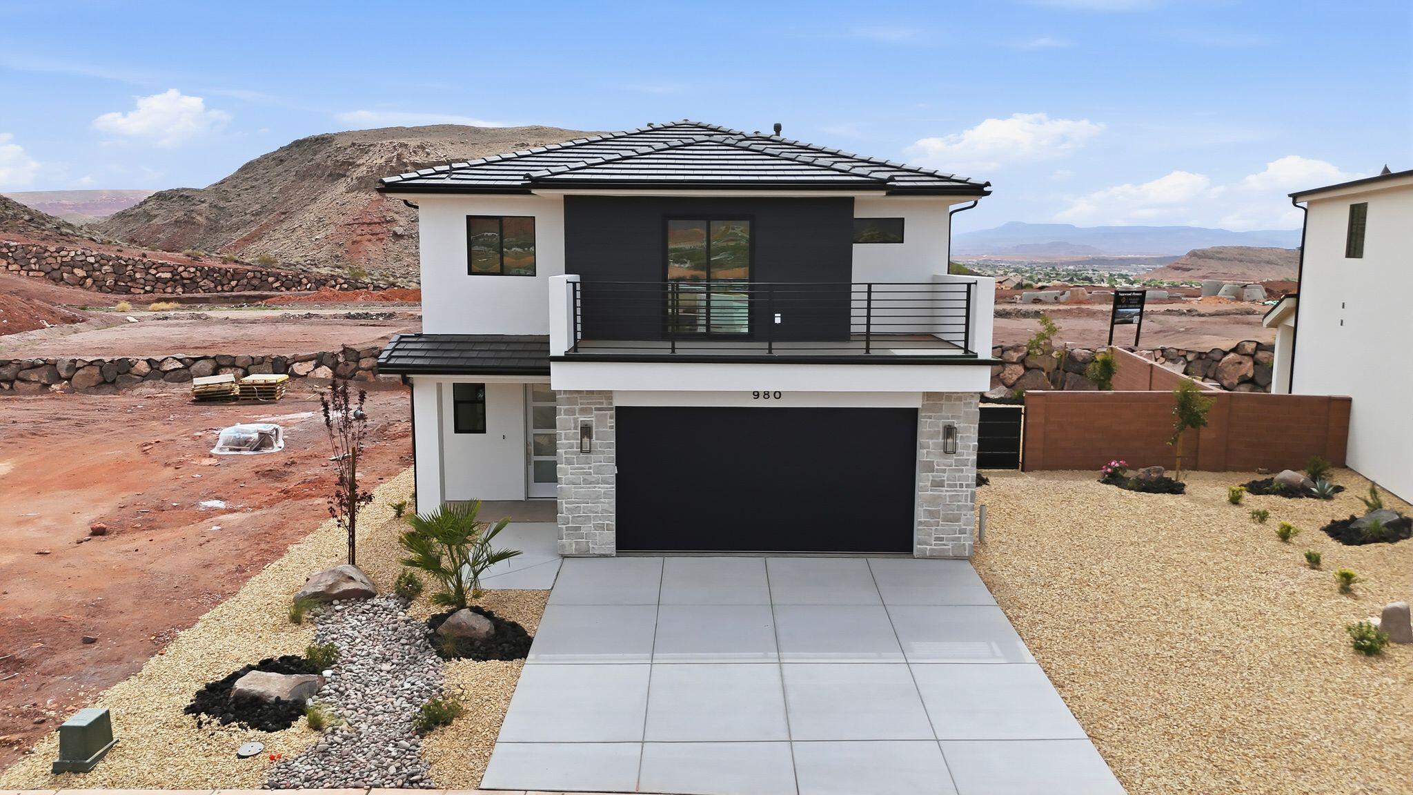 DESERT RIDGE ESTATES - Residential