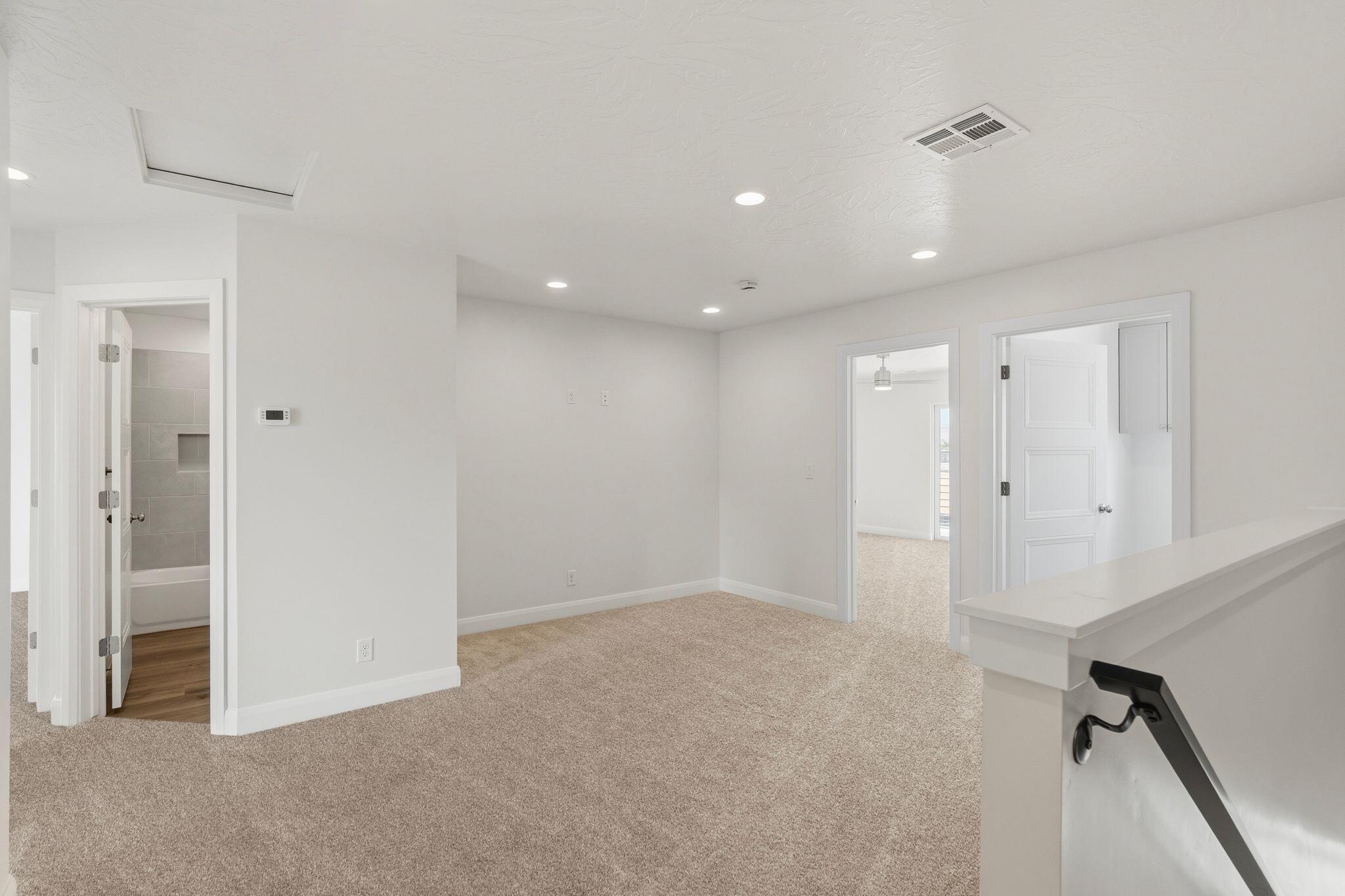 DESERT RIDGE ESTATES - Residential