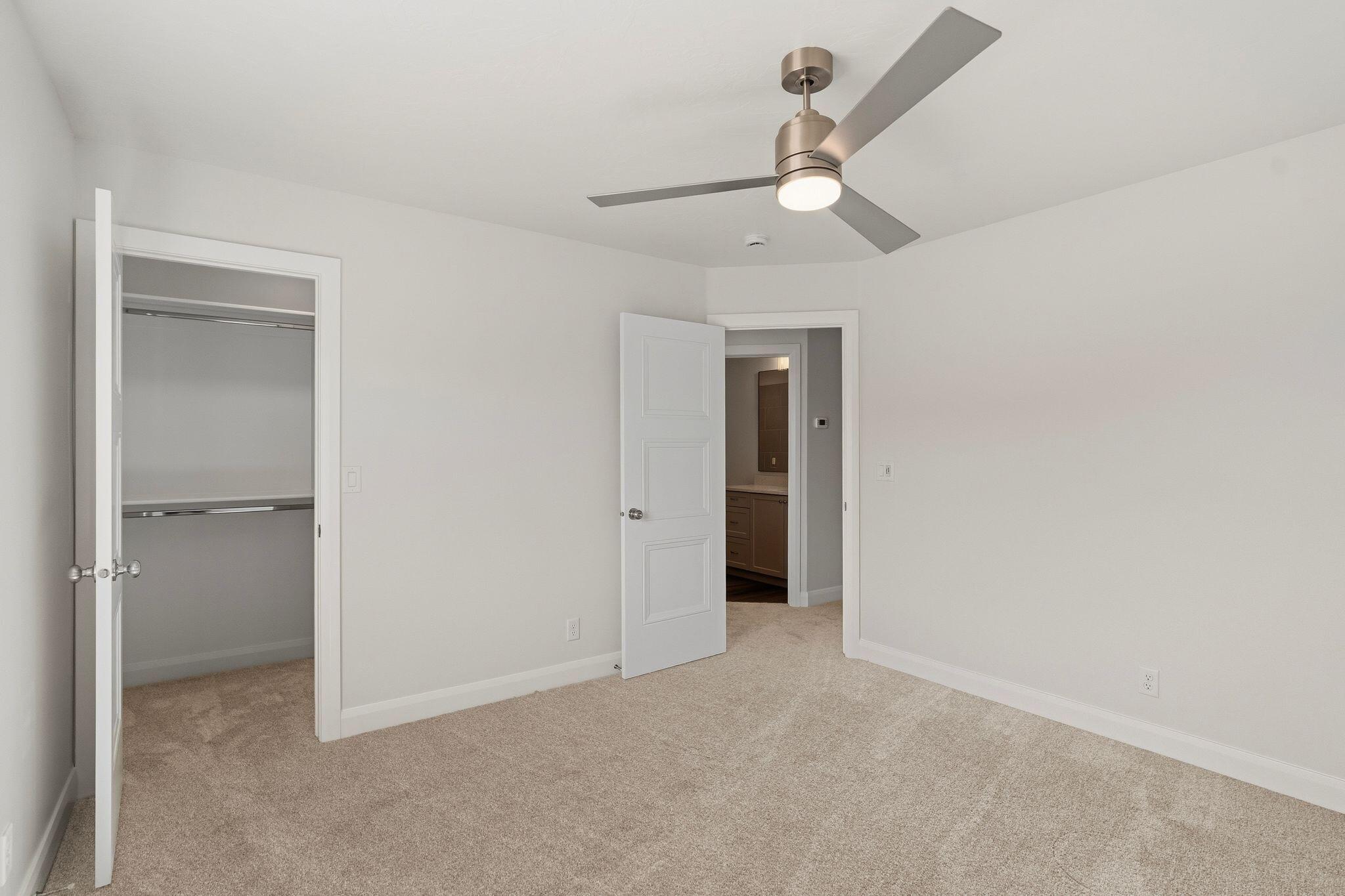 DESERT RIDGE ESTATES - Residential