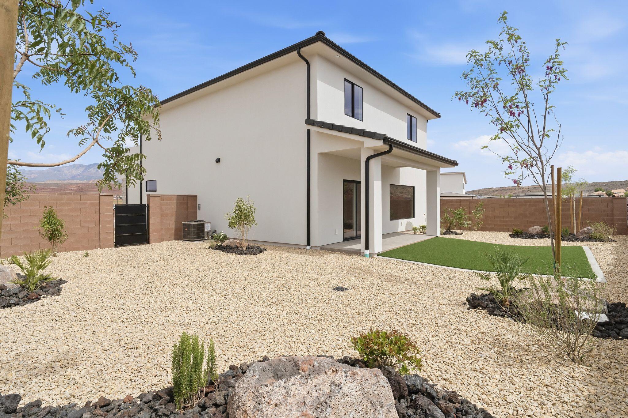 DESERT RIDGE ESTATES - Residential