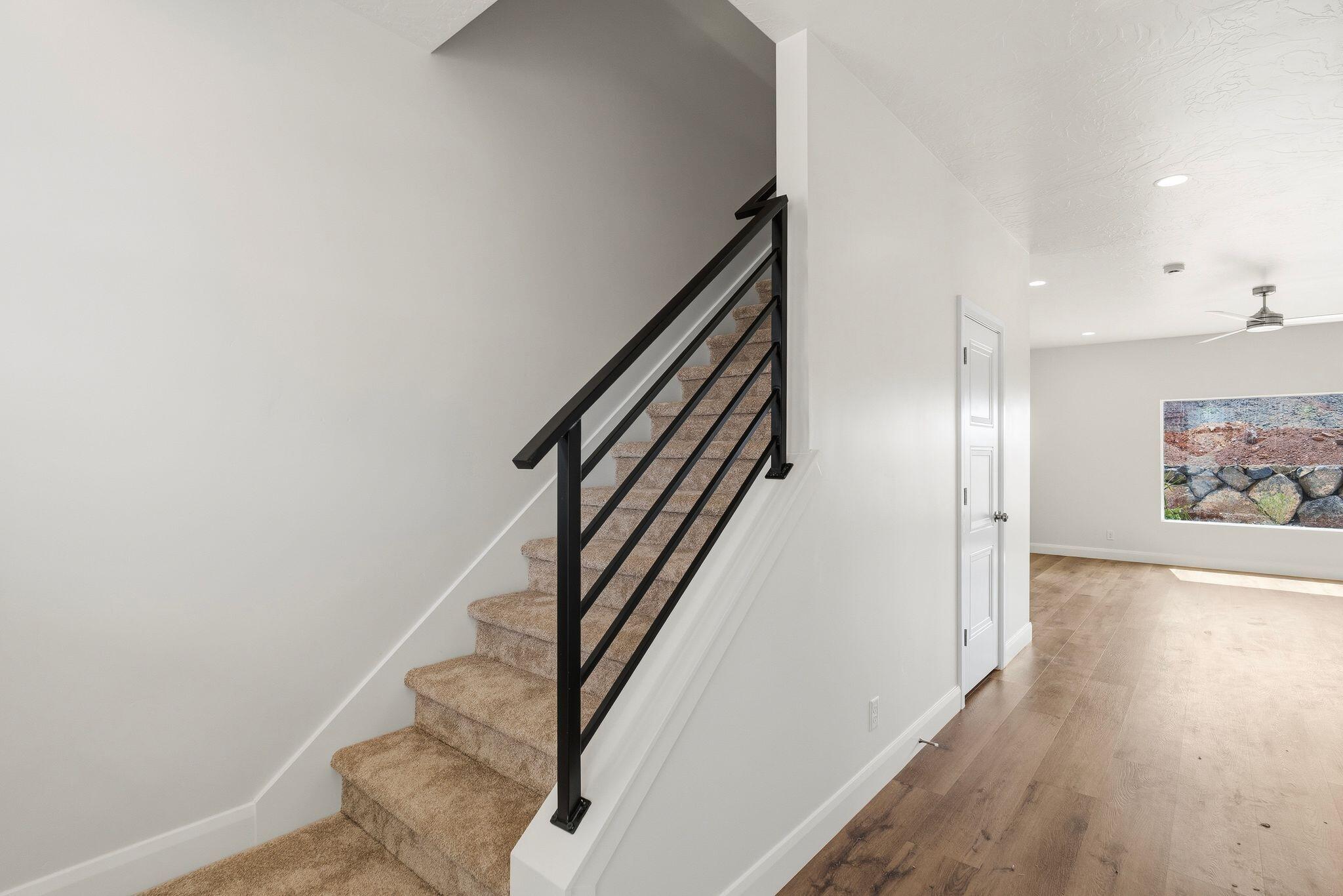 DESERT RIDGE ESTATES - Residential