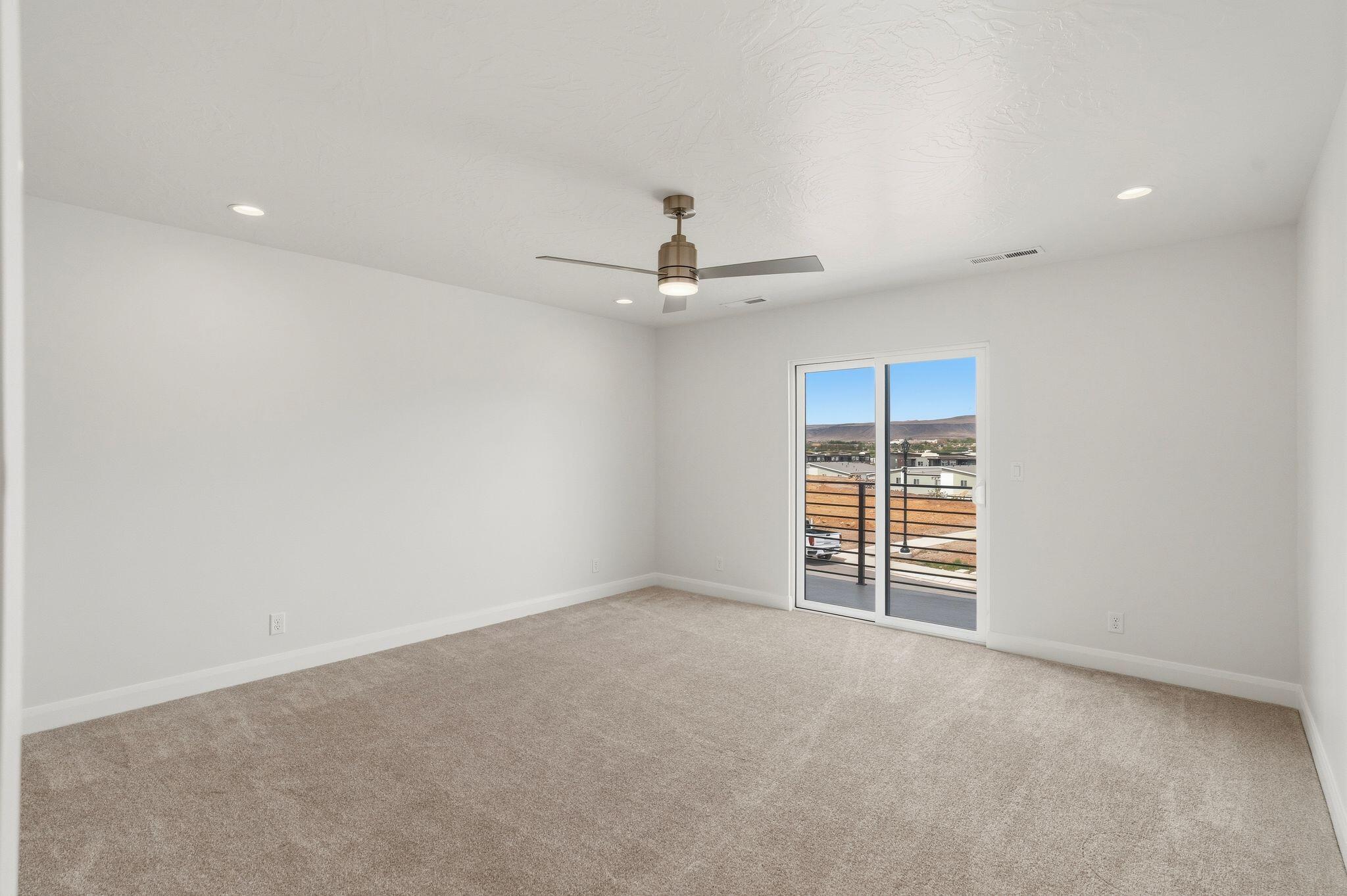 DESERT RIDGE ESTATES - Residential