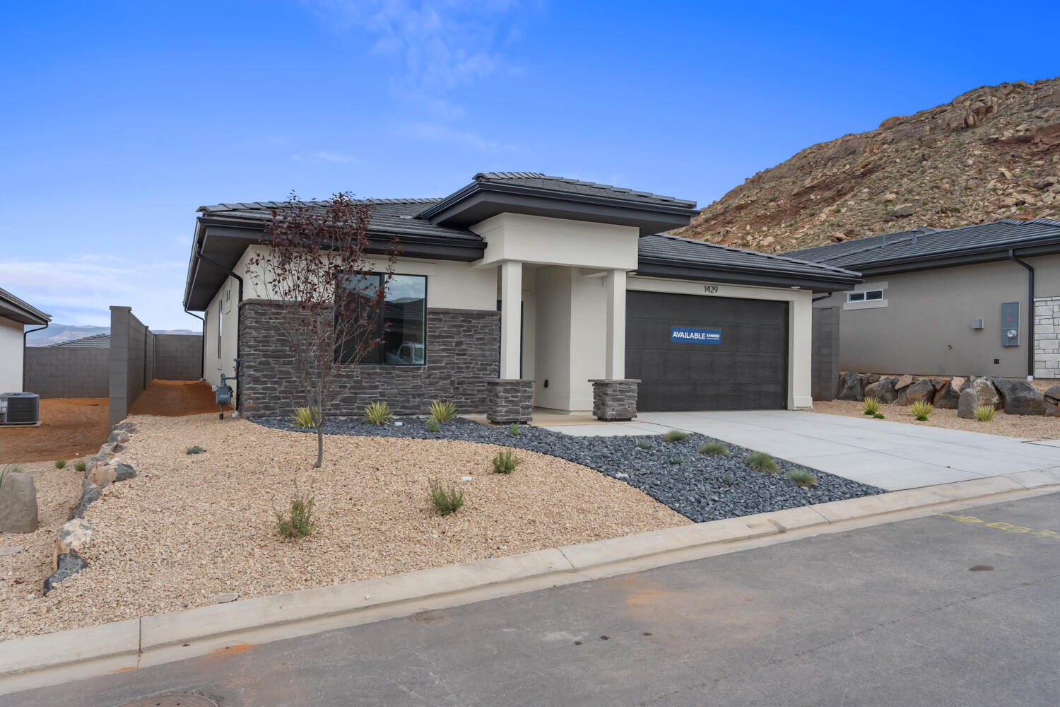 STANDING ROCK EAST AT LONG VALLEY - Residential