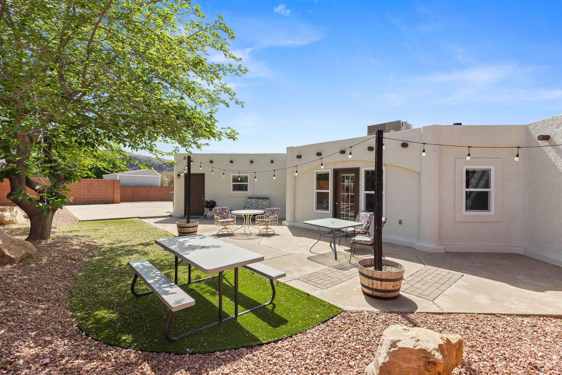 LAVERKIN TOWNSITE AND FIELD - Residential