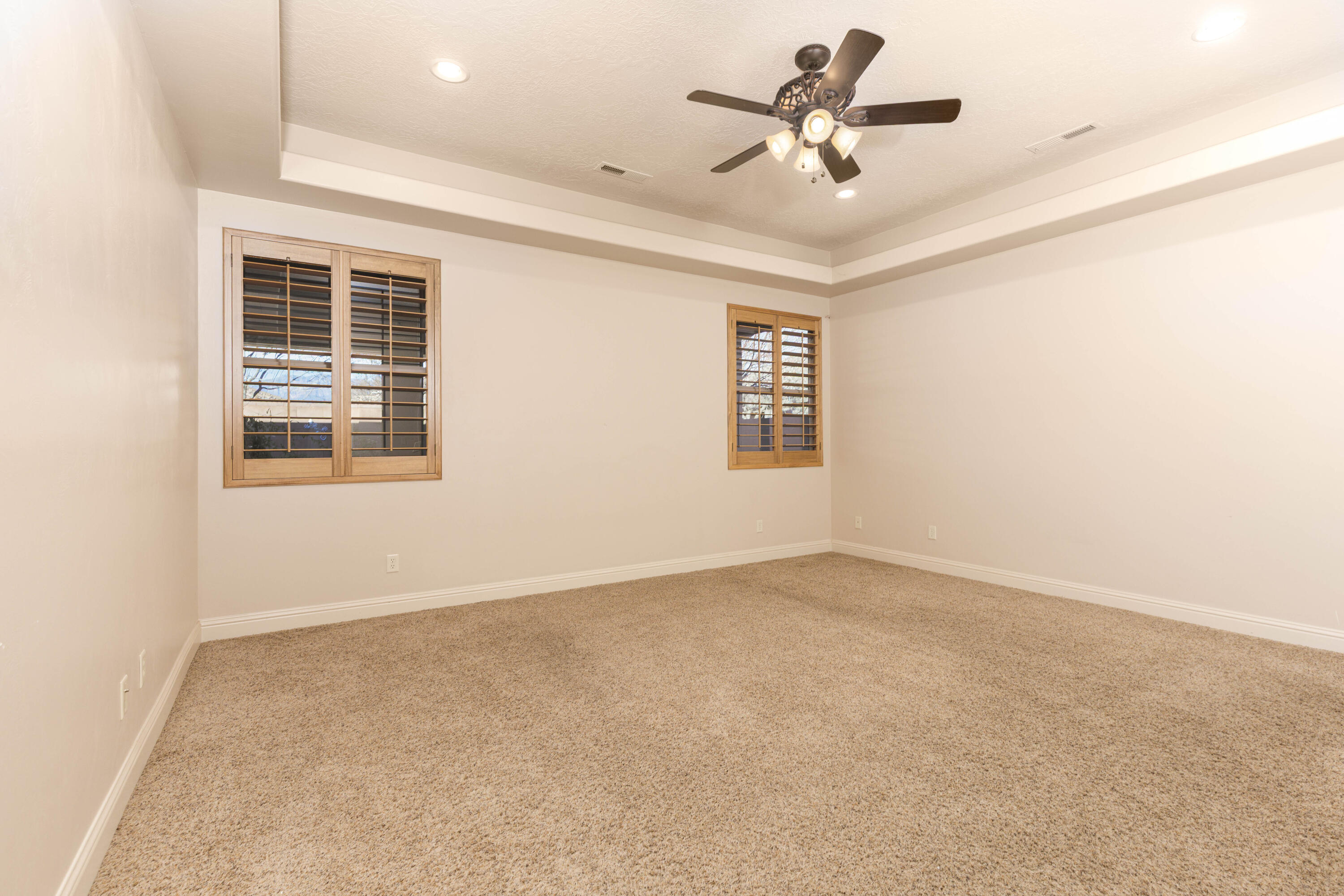 HERITAGE FIELDS - Residential