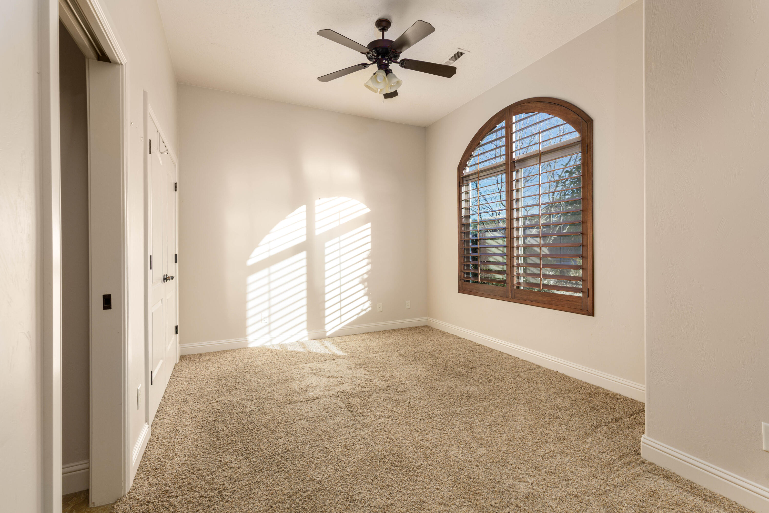 HERITAGE FIELDS - Residential