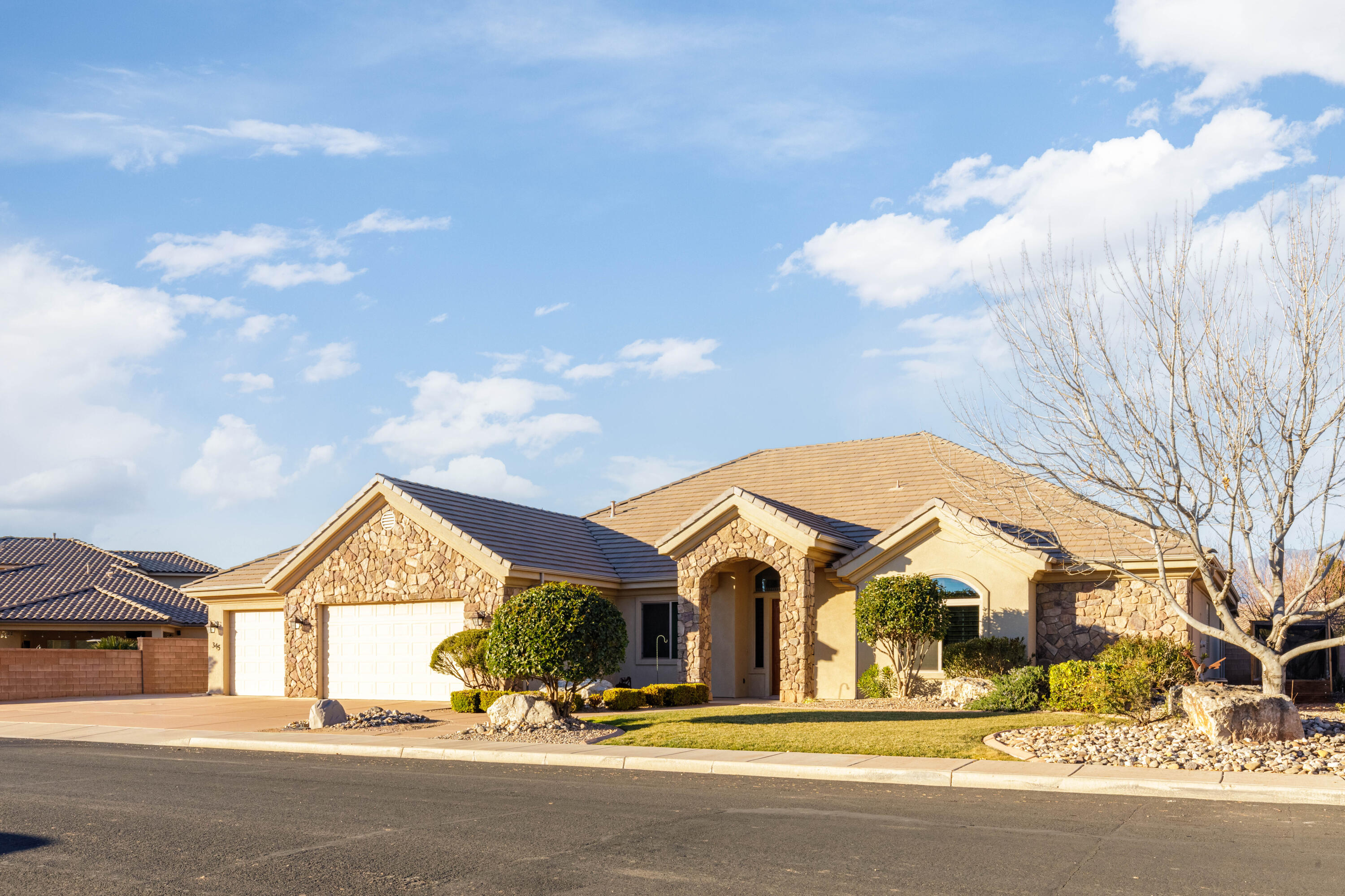 HERITAGE FIELDS - Residential