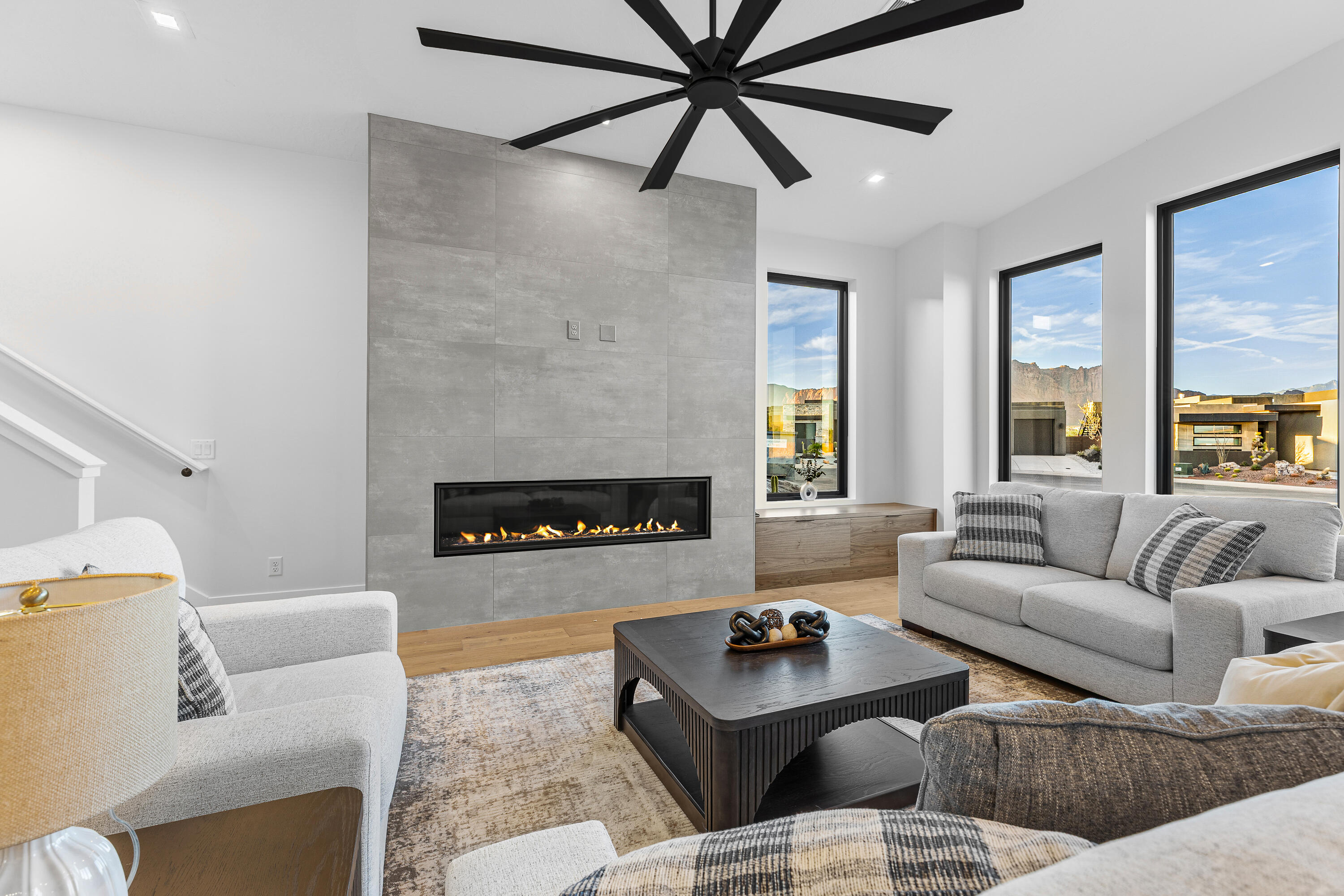 RED MOUNTAIN TERRACE - Residential