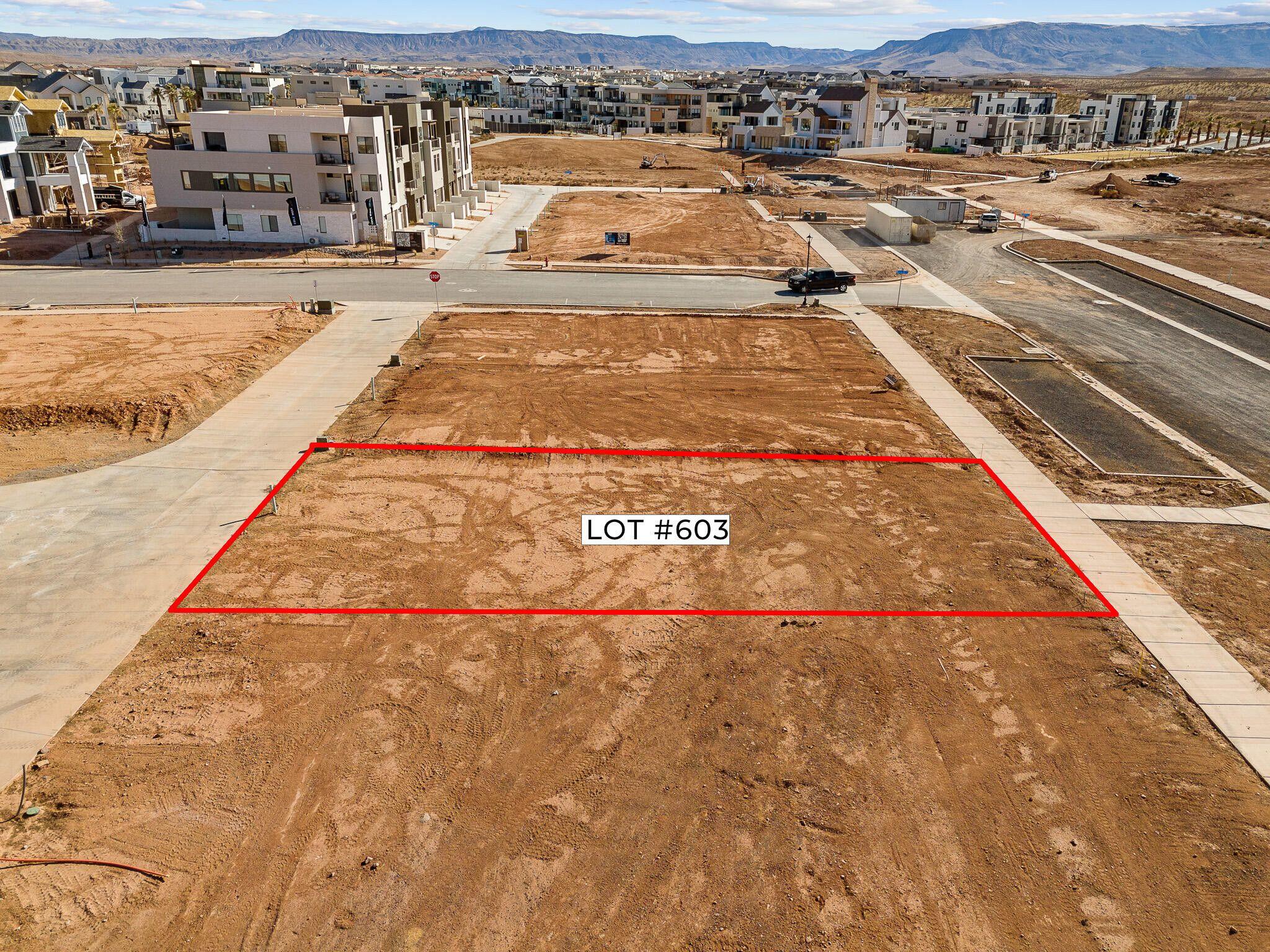 DESERT COLOR RESORT - Land