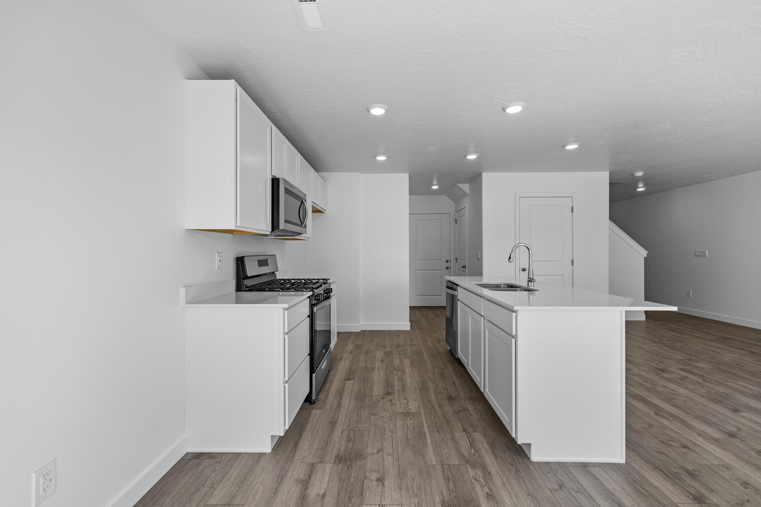 LAVENDER CANYON AT LONG VALLEY - Residential