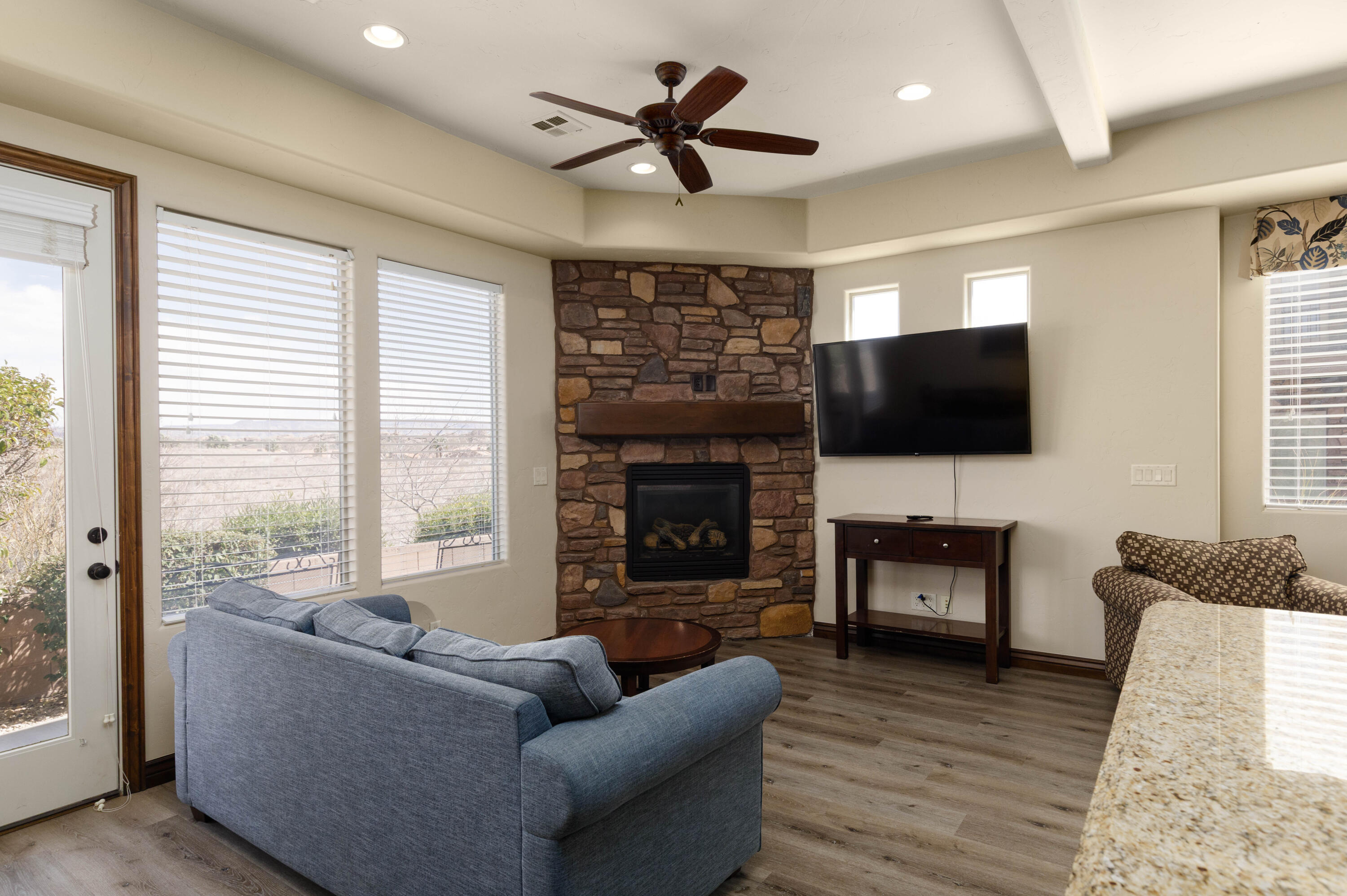 CORAL RIDGE TOWNHOMES - Residential