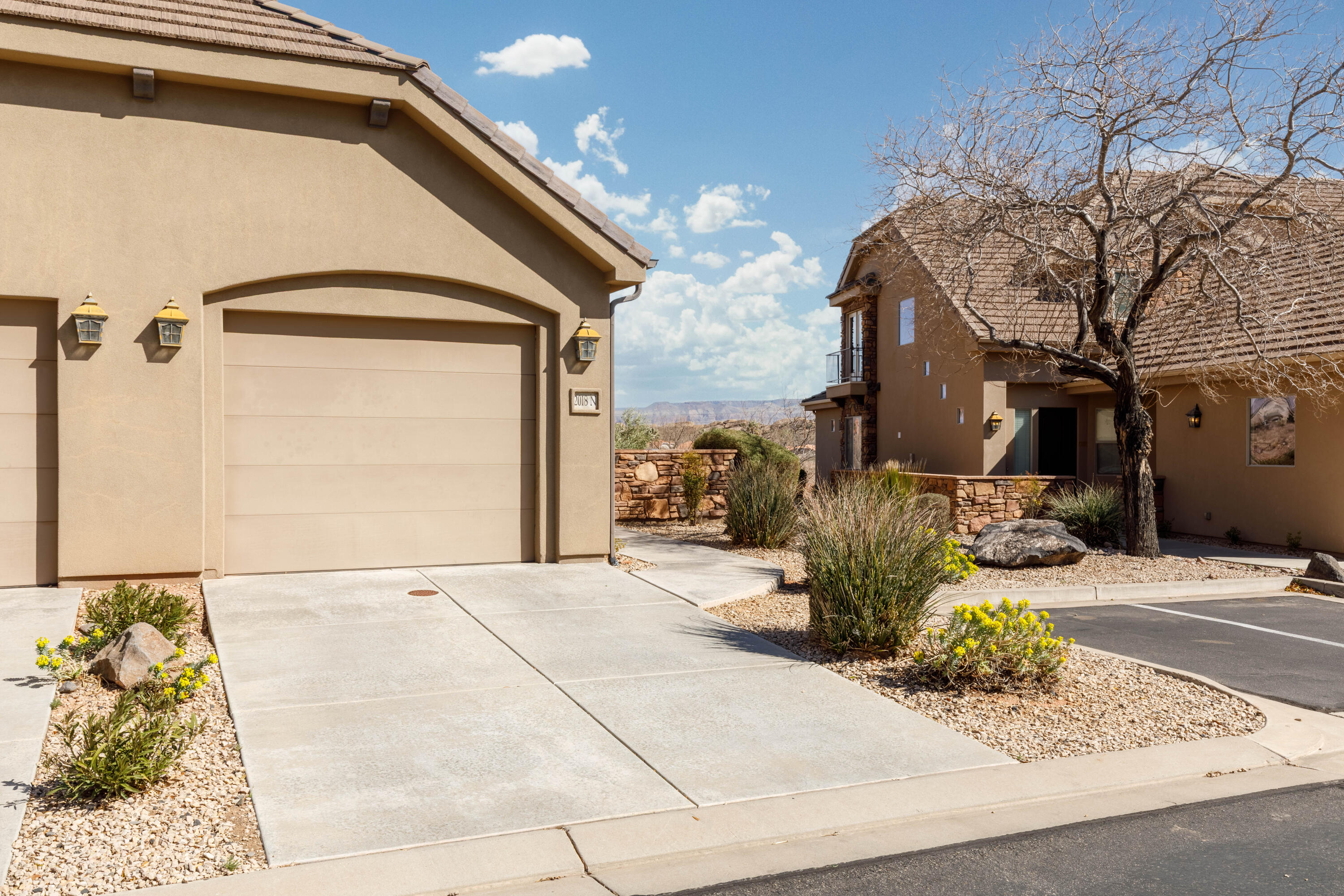 CORAL RIDGE TOWNHOMES - Residential