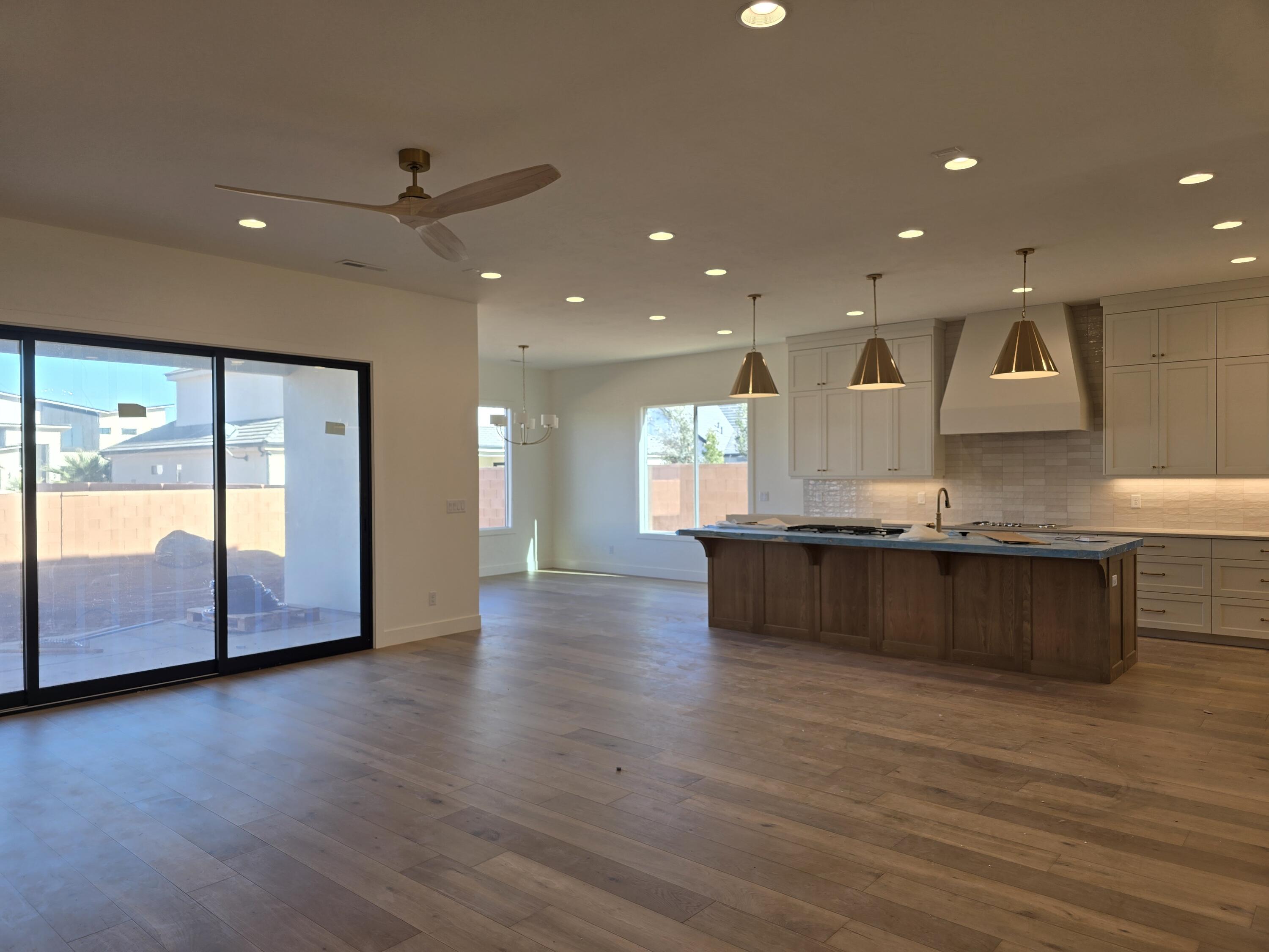 CRIMSON VISTAS - Residential