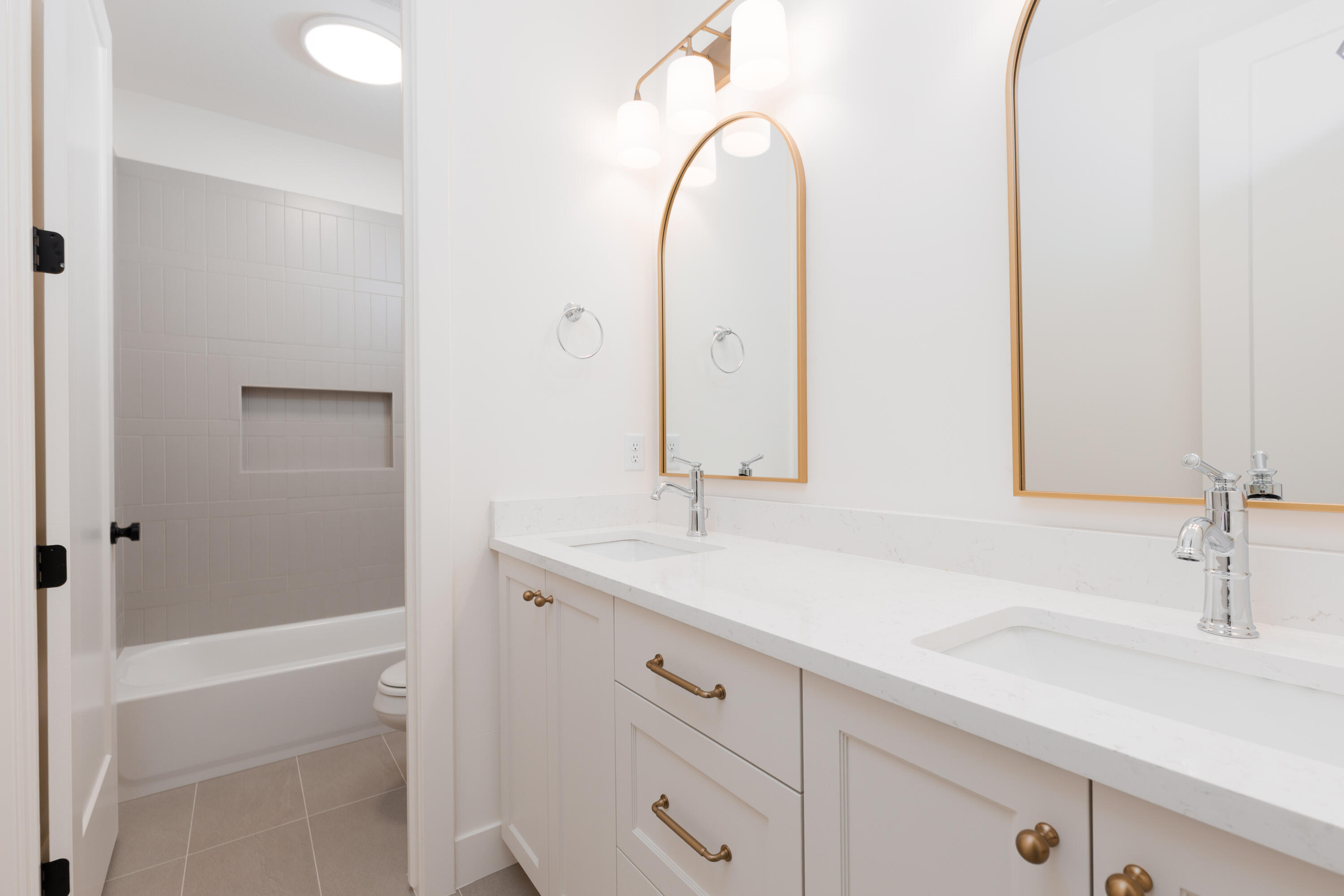 CRIMSON VISTAS - Residential