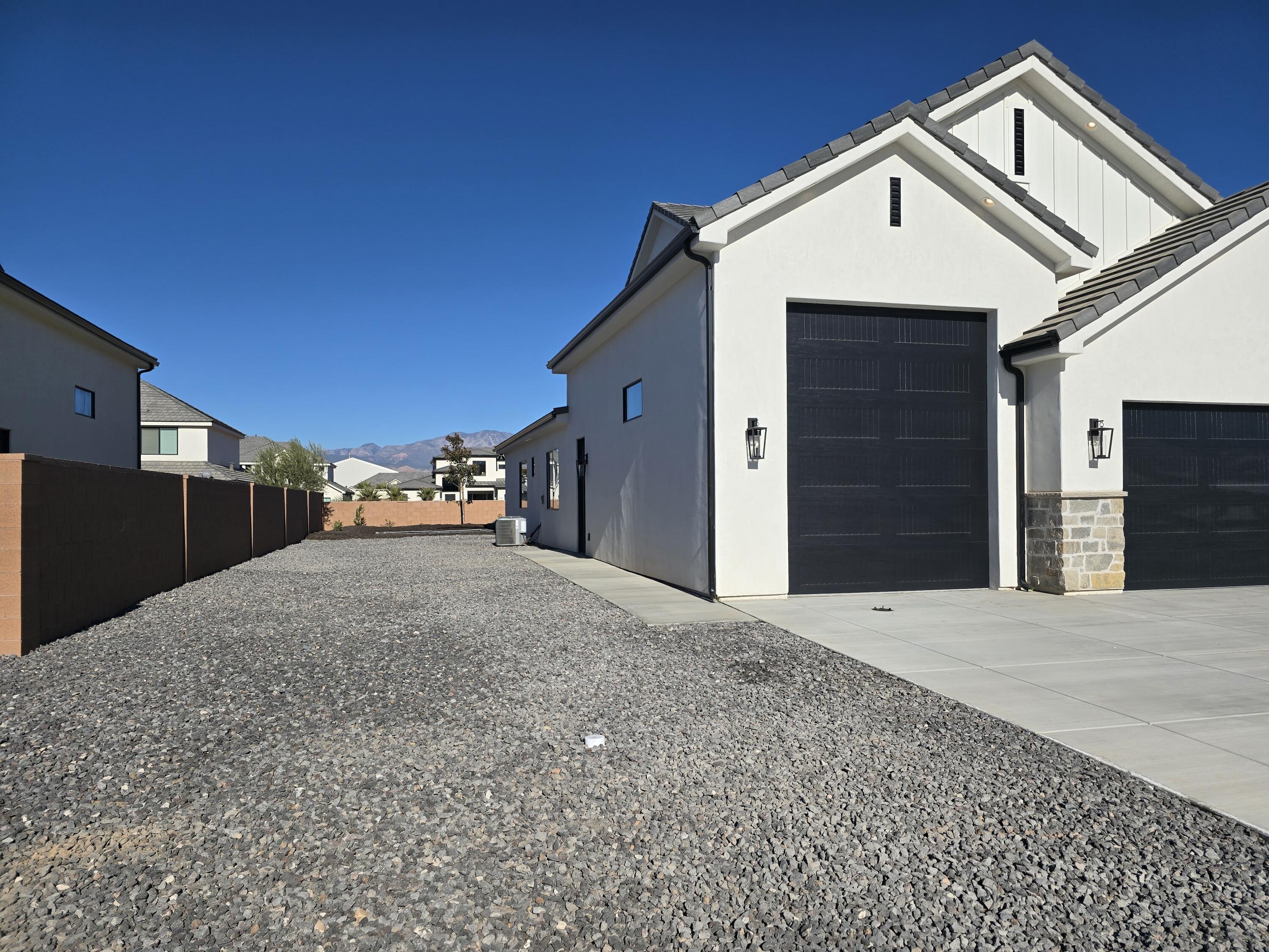 CRIMSON VISTAS - Residential