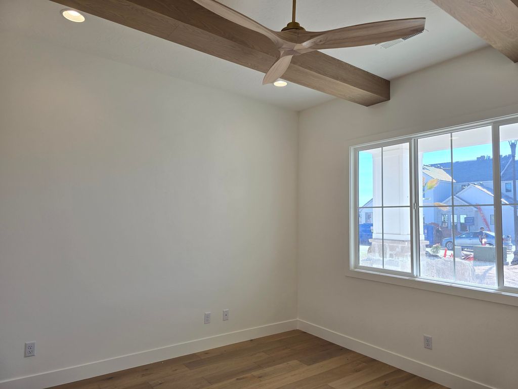 Photo of 3163 E 2170 S, Saint George, UT 84790 (MLS # 25-267033)