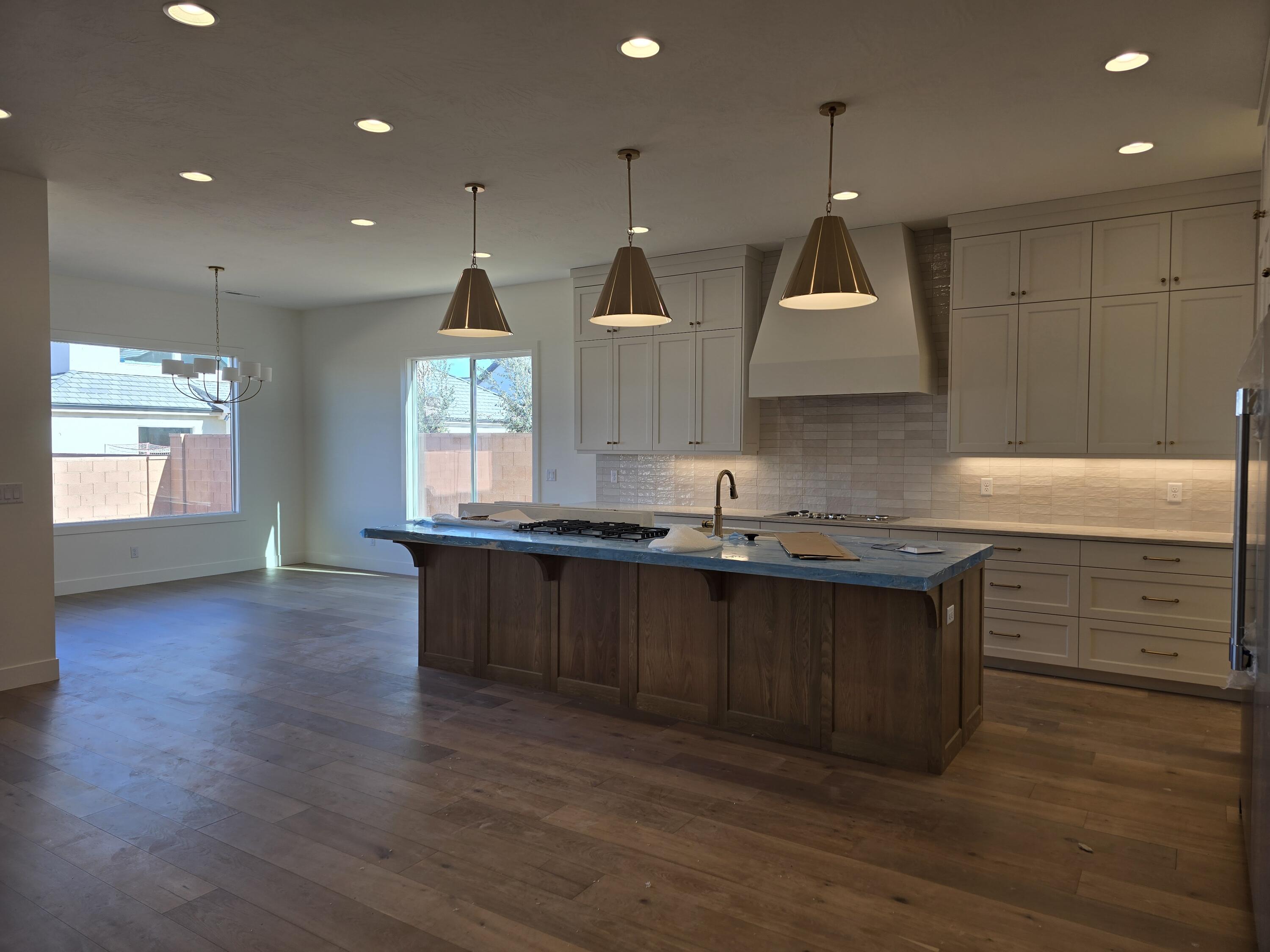 CRIMSON VISTAS - Residential