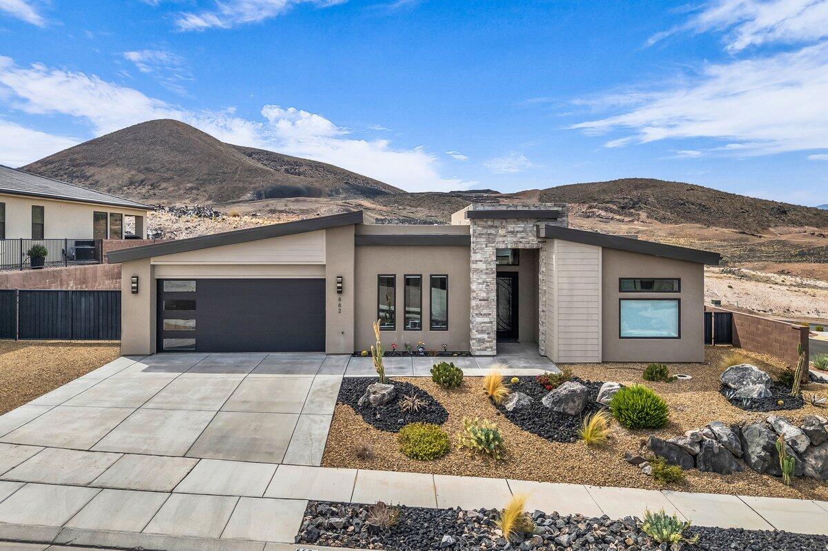 THE RIDGE AT ZION VISTA - Residential