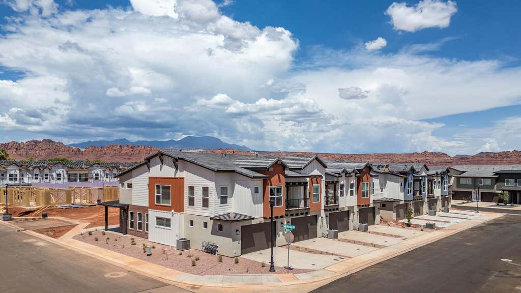 Photo of 3950 Bobcat DR, Santa Clara, UT 84765 (MLS # 26-275033)