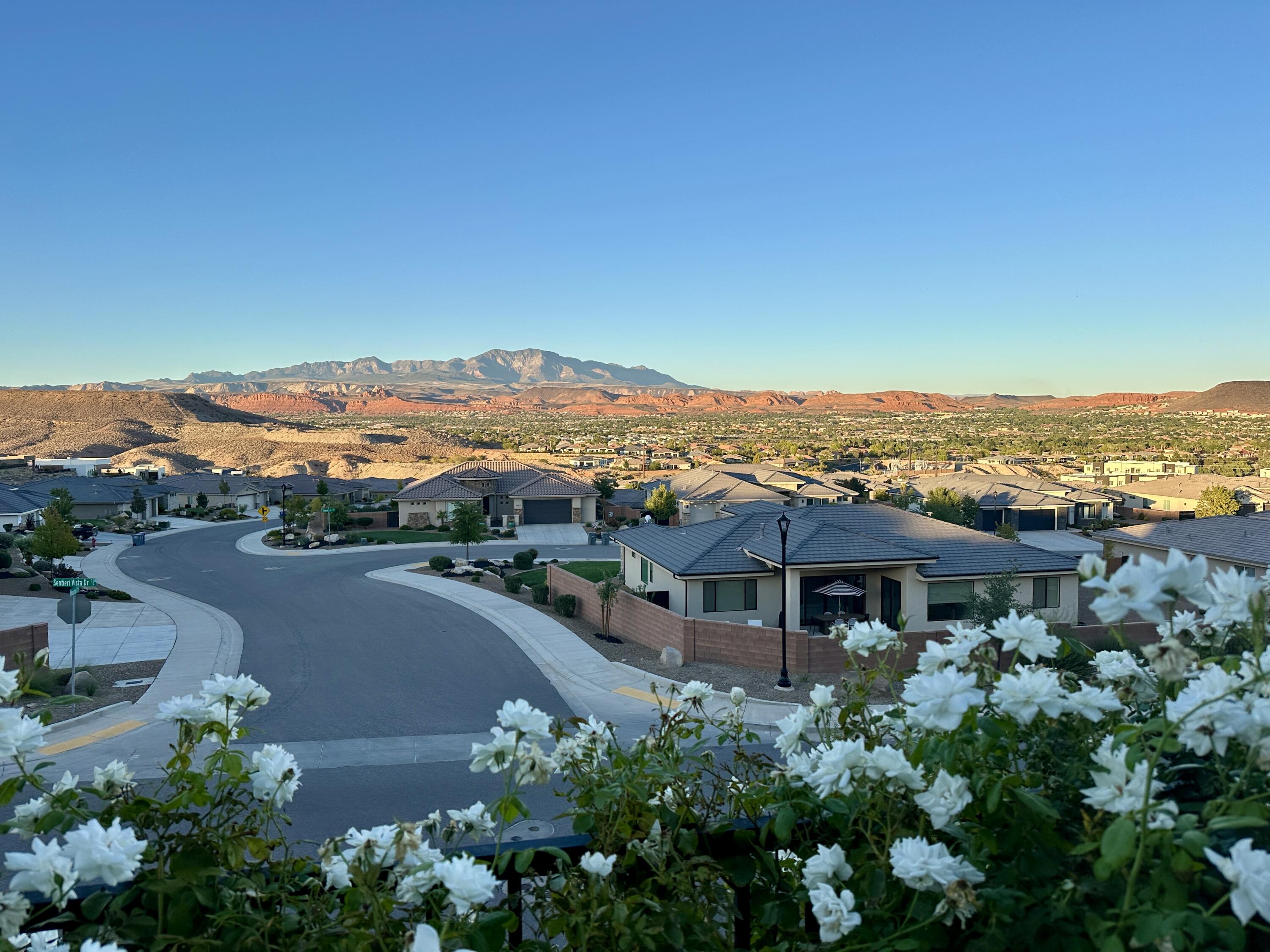 CASCATA AT DIVARIO - Residential