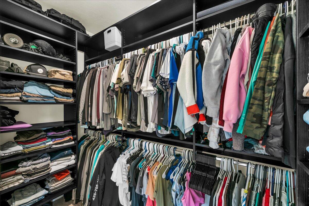 DESERT VISTA - Residential